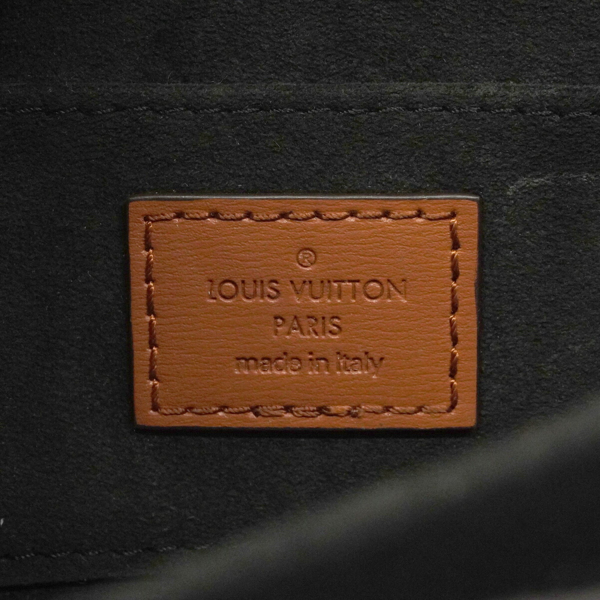 Louis Vuitton Brown Shoulder Bag (Pre-Owned)