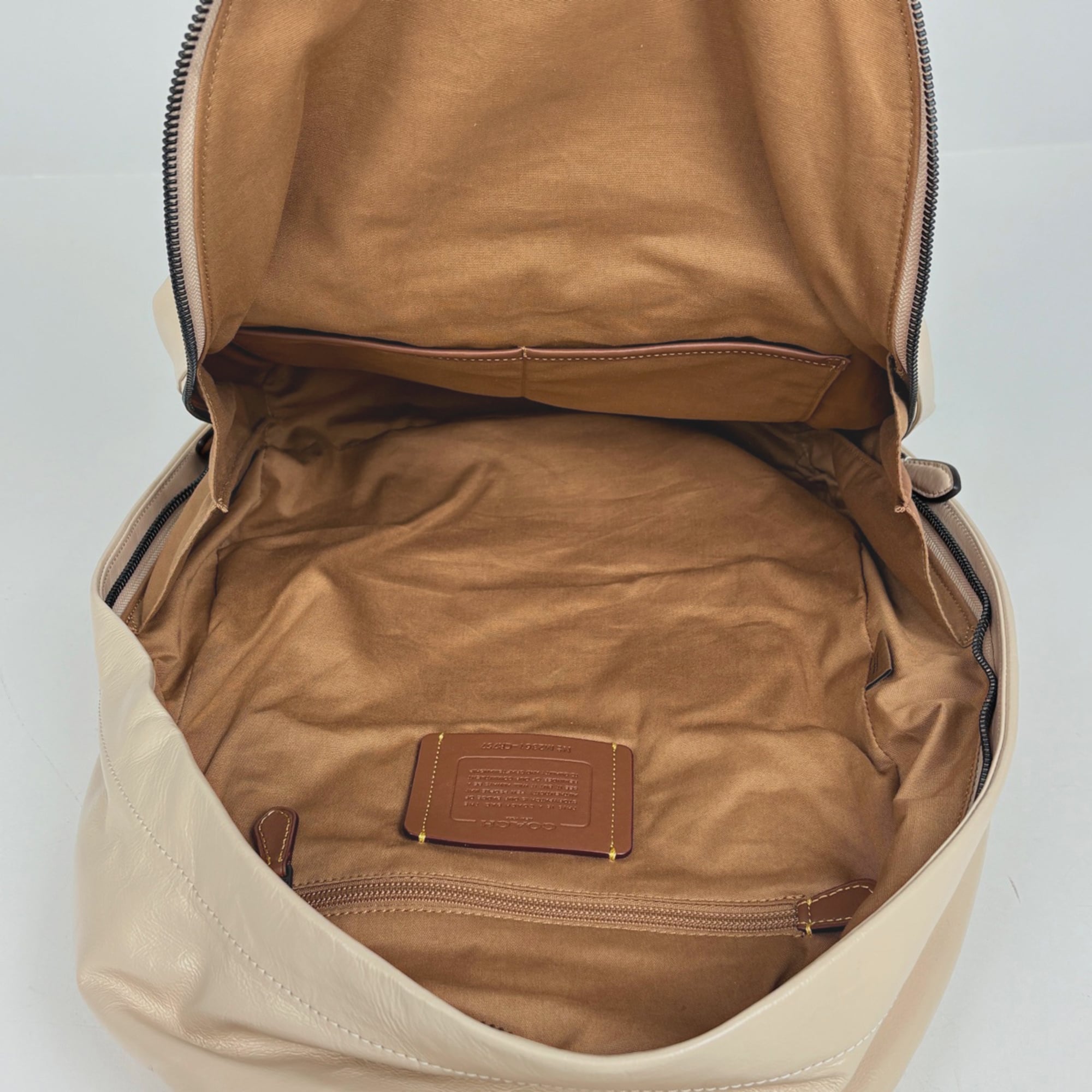 Coach Ivory Leather Backpack (Pre-Owned)