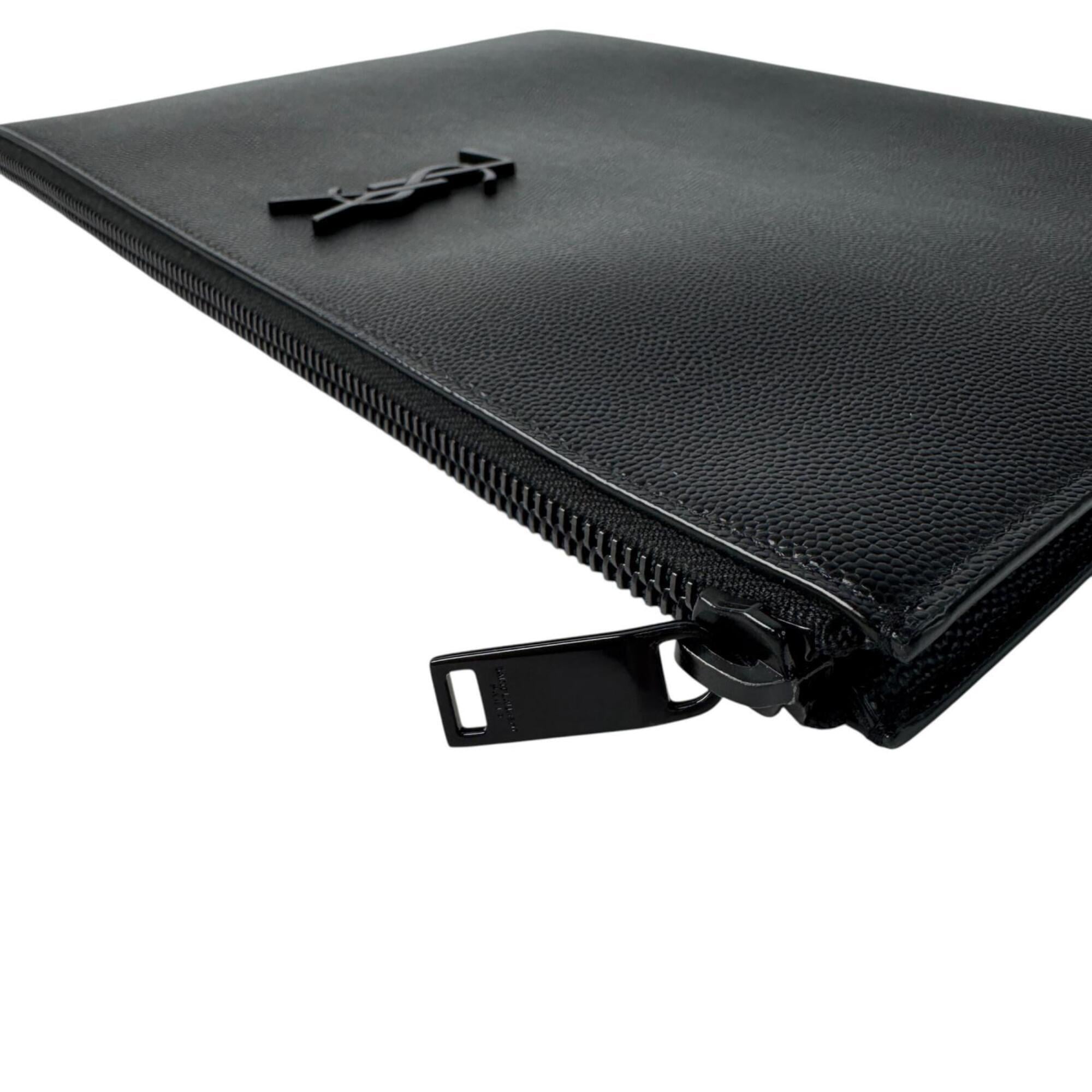 Yves Saint Laurent Black Leather Clutch Bag (Pre-Owned)
