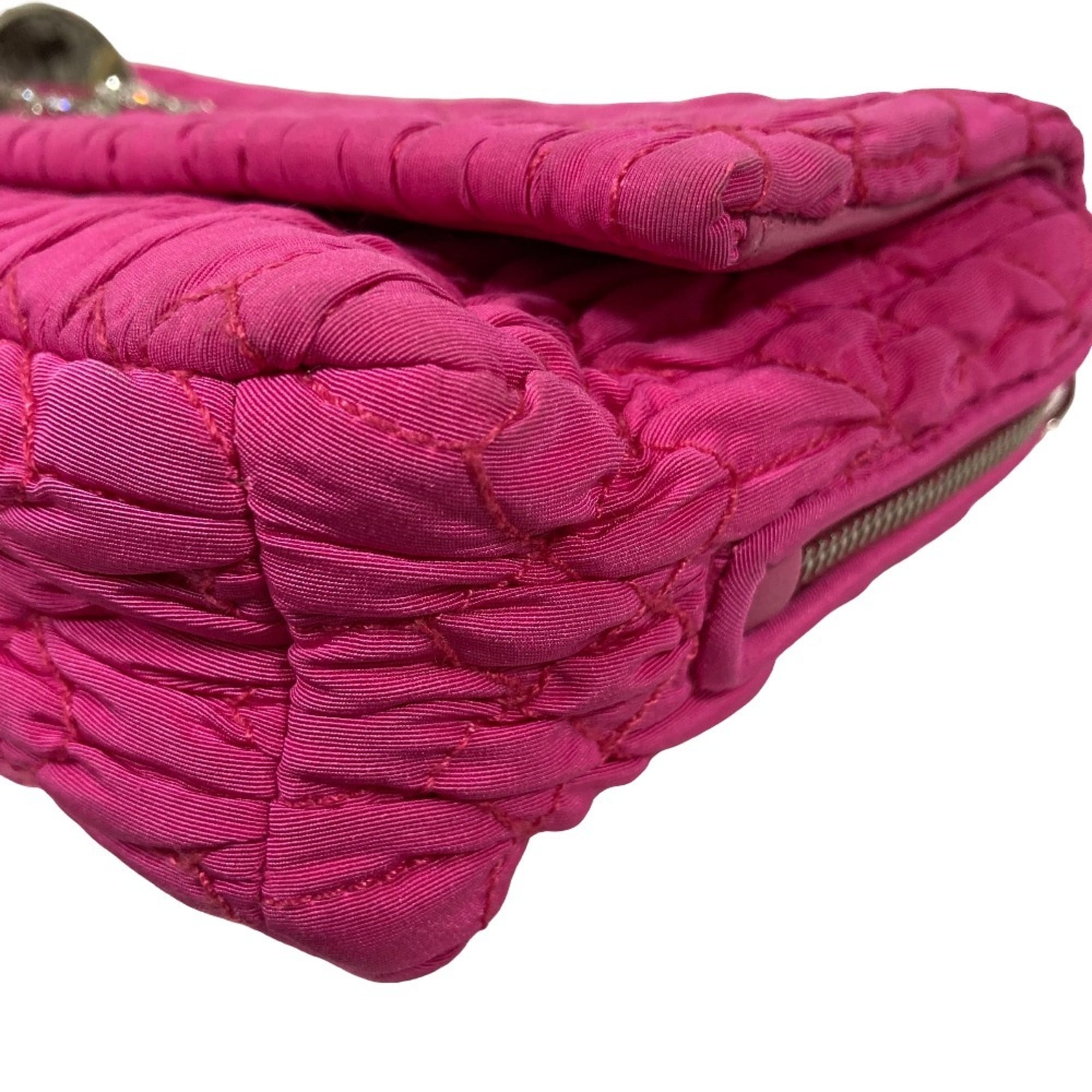 Miu Miu Matelasse Pink Shoulder Bag (Pre-Owned)