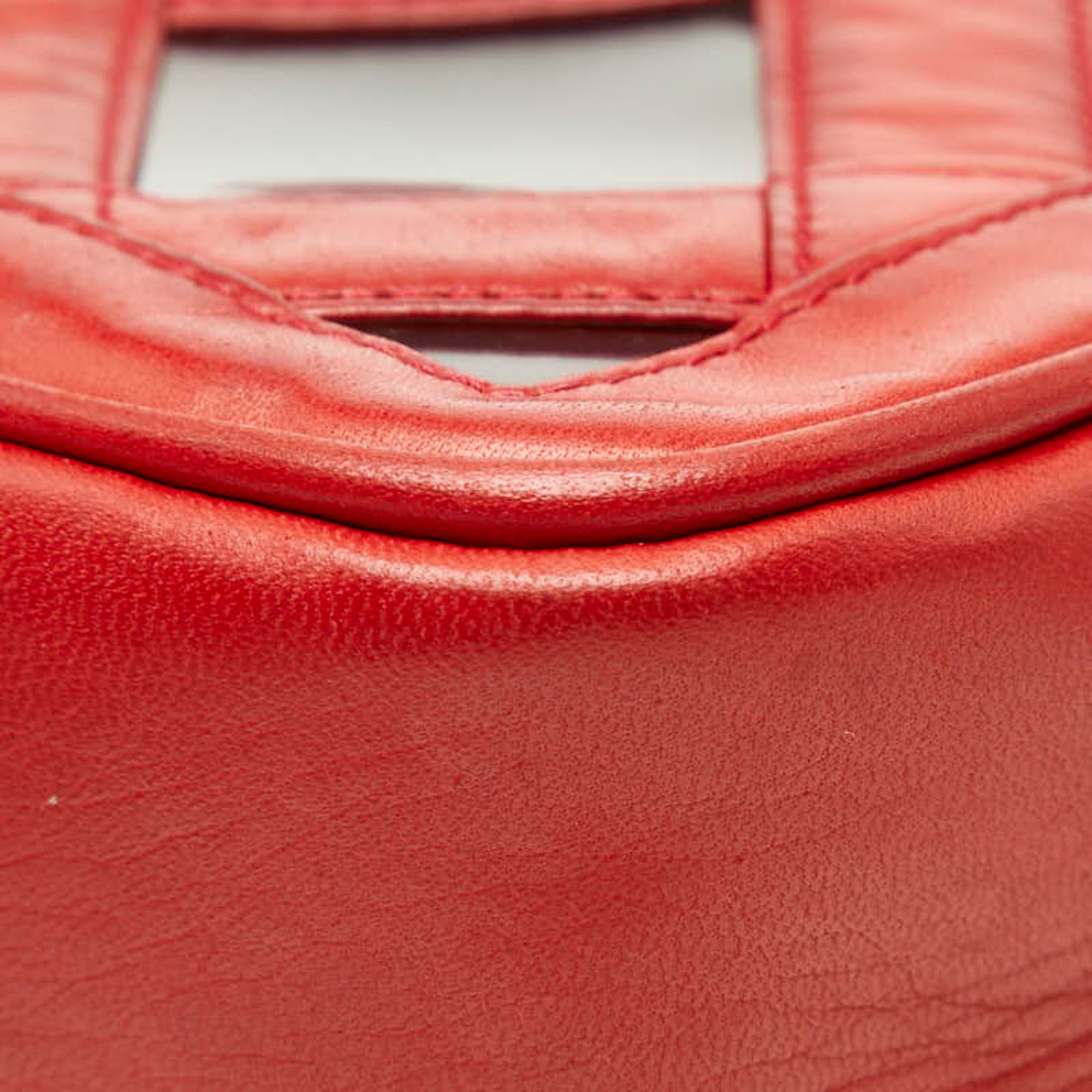 Chanel Red Color Vinyl Leather Shoulder Bag (Pre-Owned)