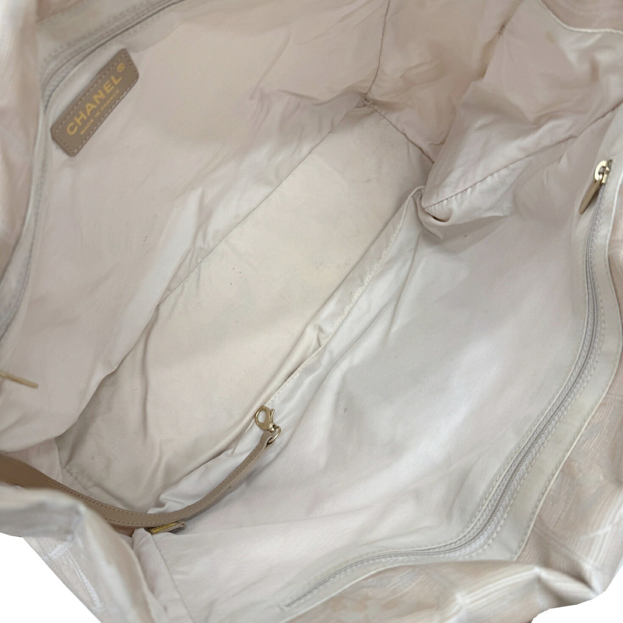 Chanel Beige New Travel Line Tote Bag (Pre-Owned)