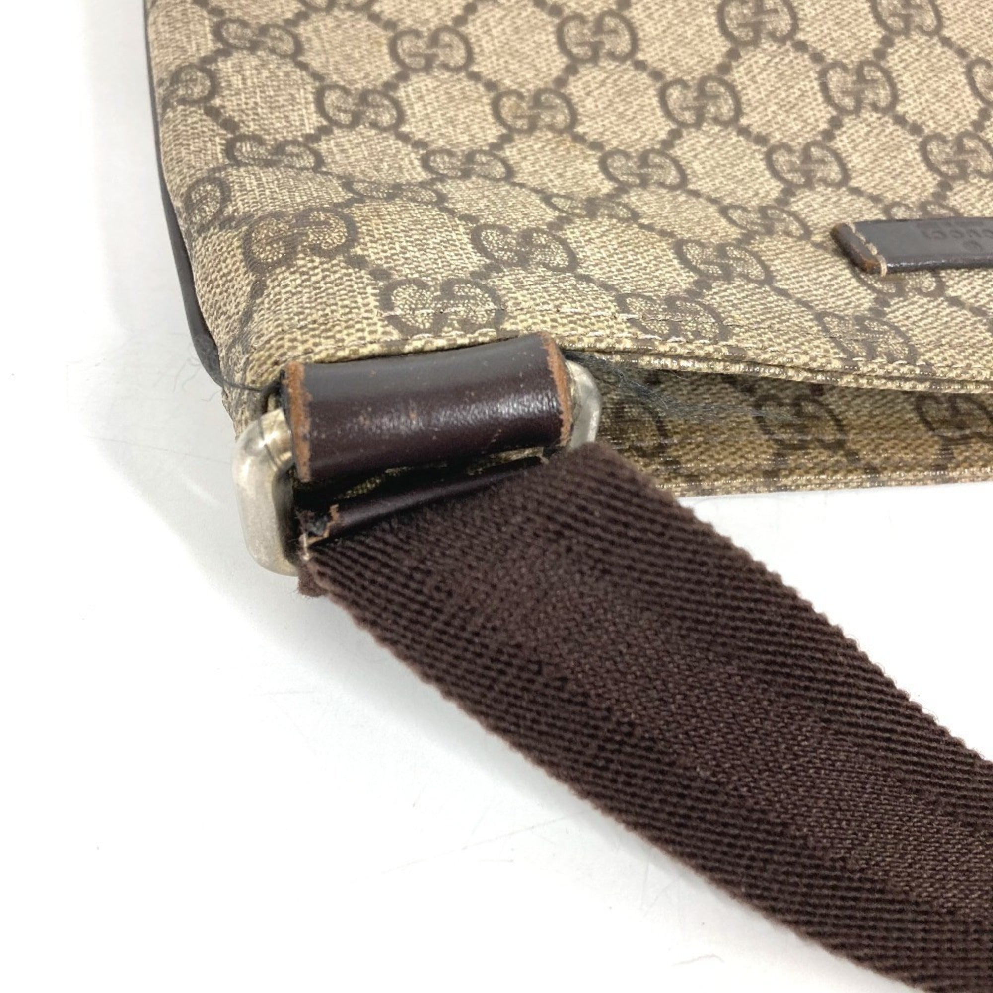 Gucci Beige Dark Brown Gg Leather Pvc Pochette Shoulder Bag (Pre-Owned)