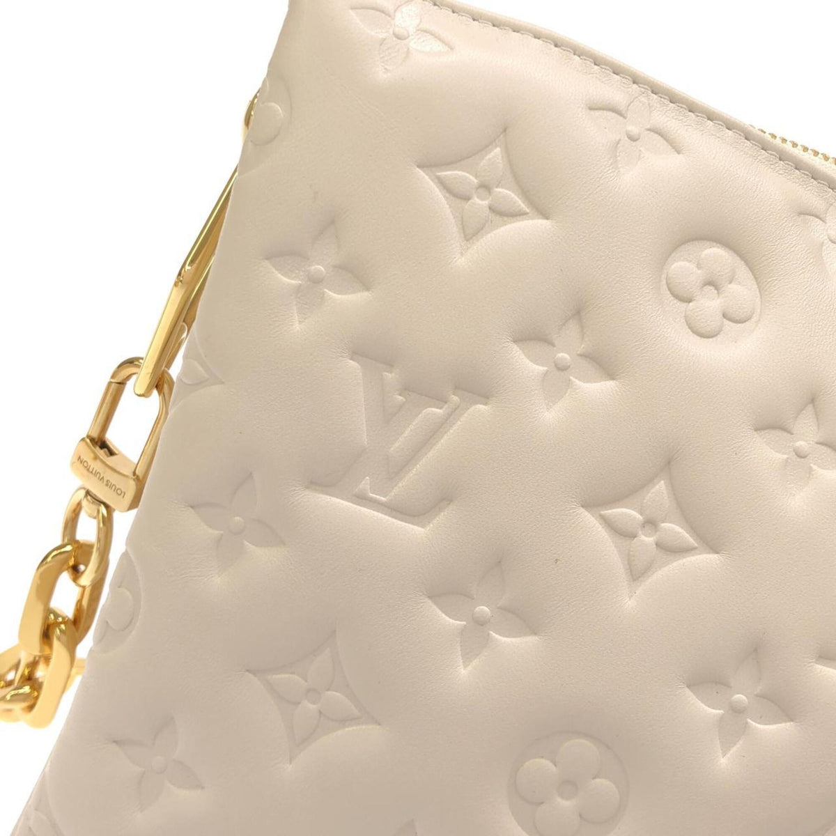 Louis Vuitton Beige Leather Shoulder Bag (Pre-Owned)
