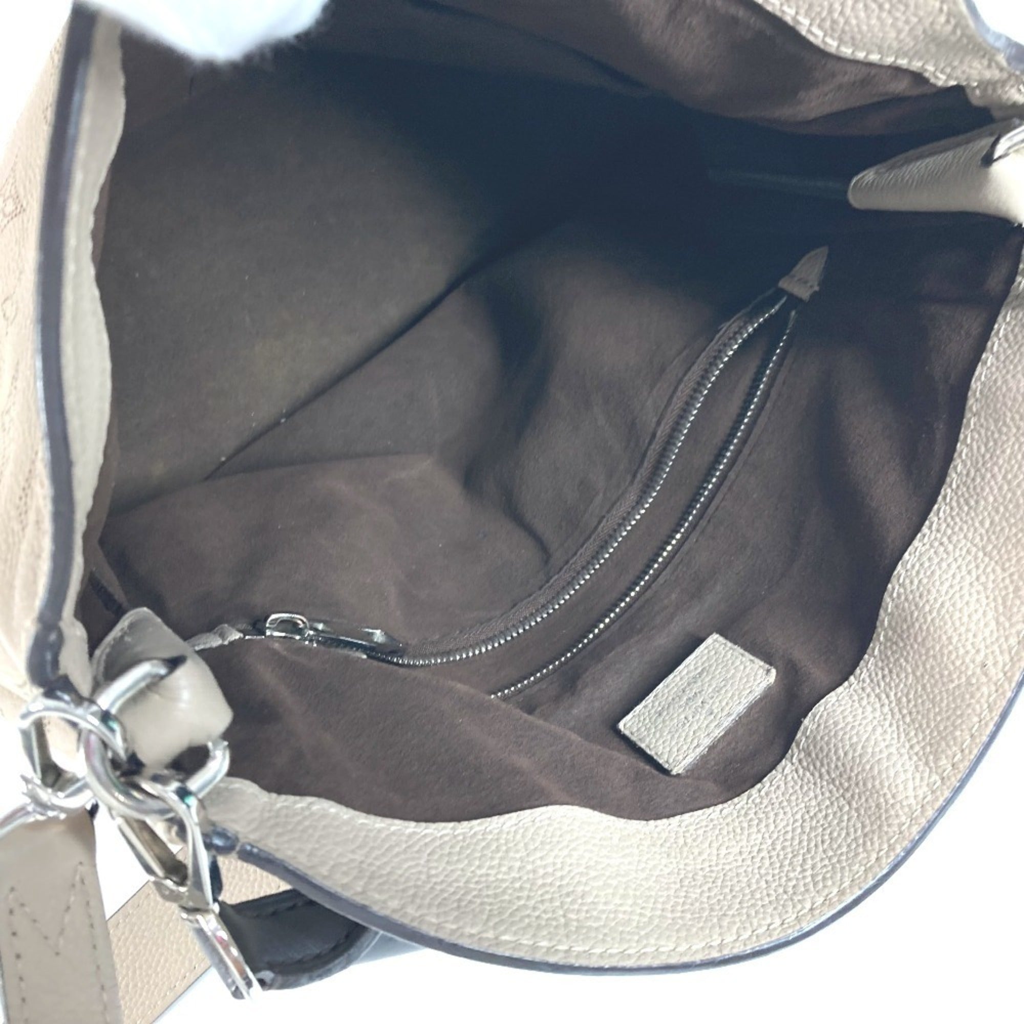 Louis Vuitton Beige Monogram Shoulder Bag Tote Bag (Pre-Owned)