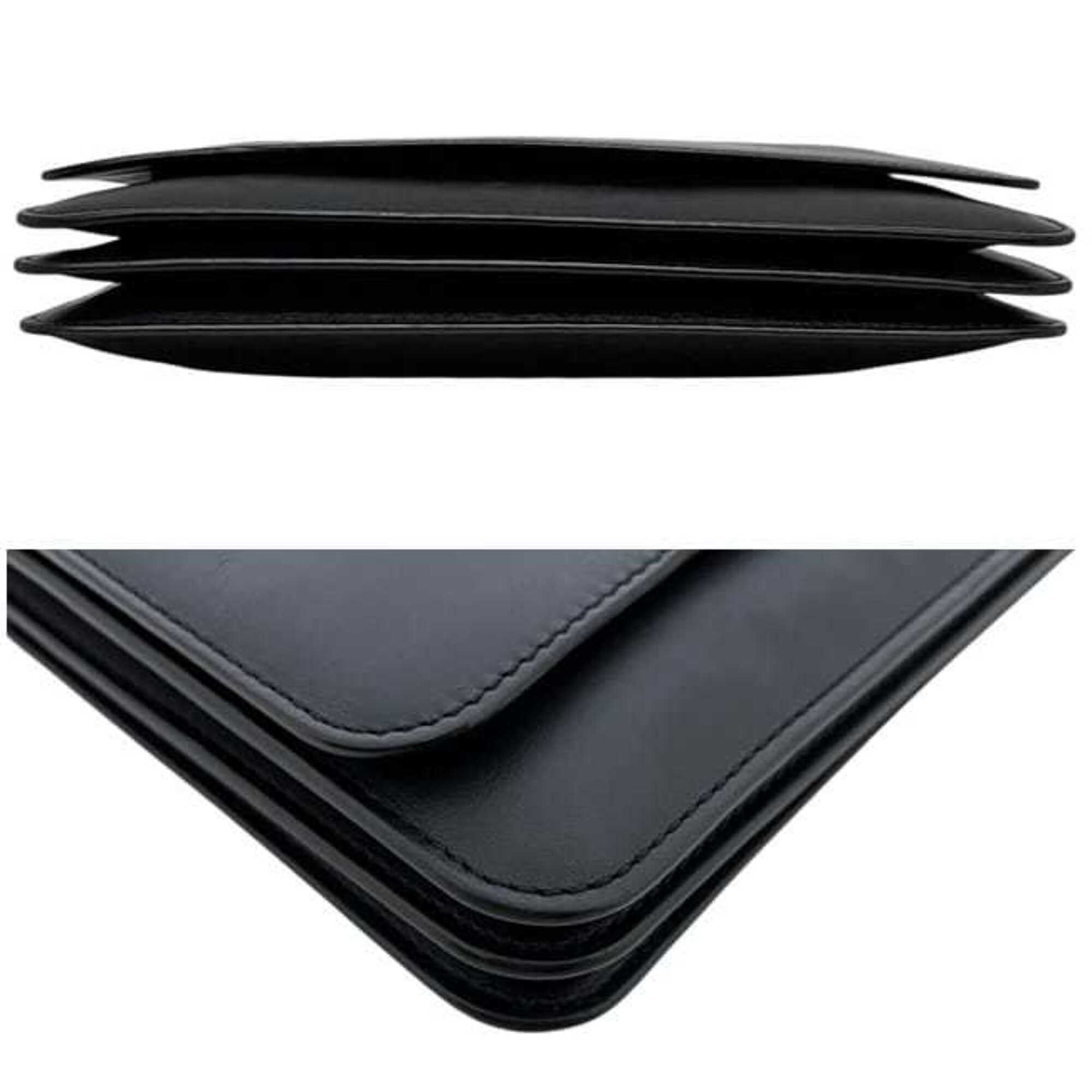 Loewe Black Leather Shoulder Bag (Pre-Owned)
