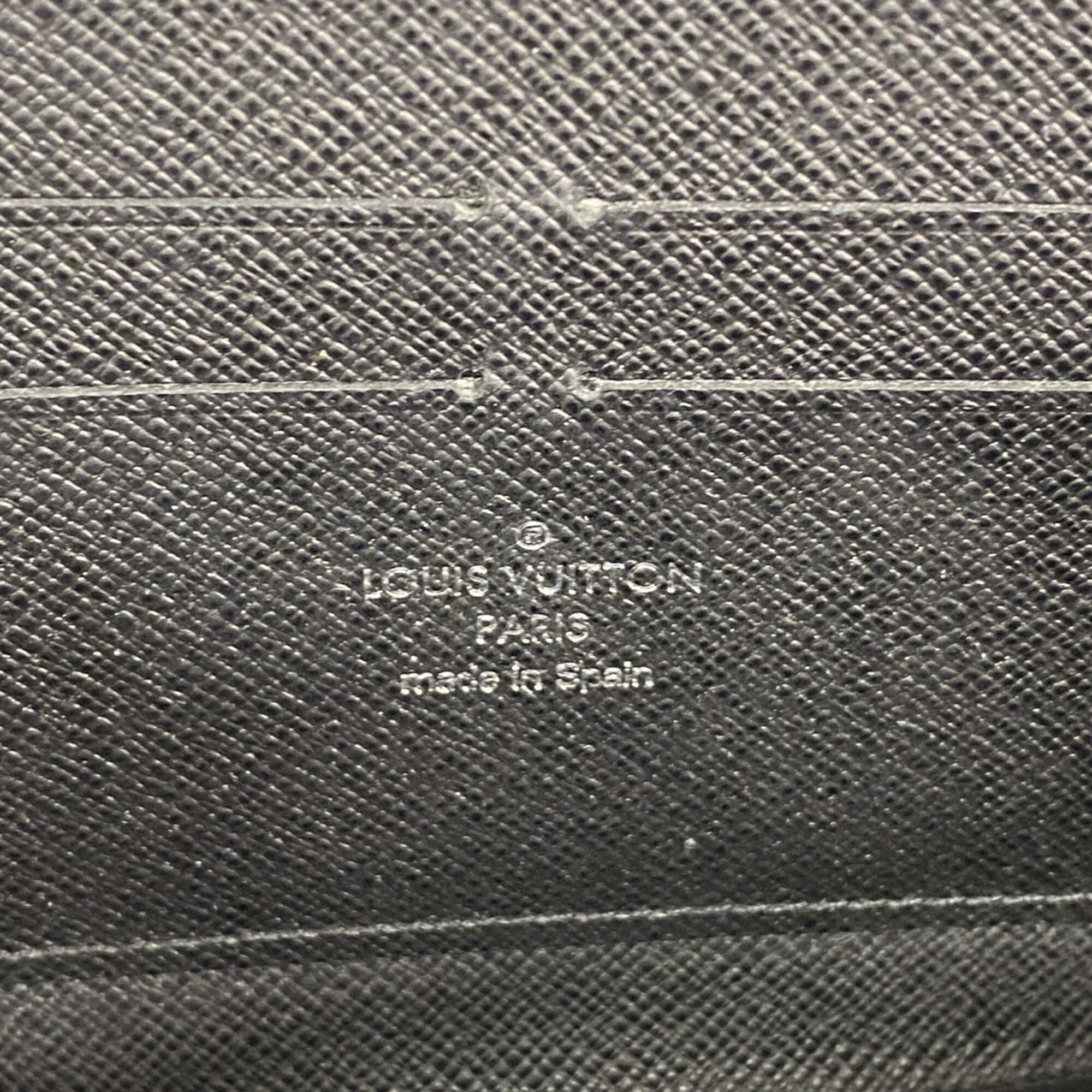 Louis Vuitton Noir Long Wallet (Bi-Fold) (Pre-Owned)