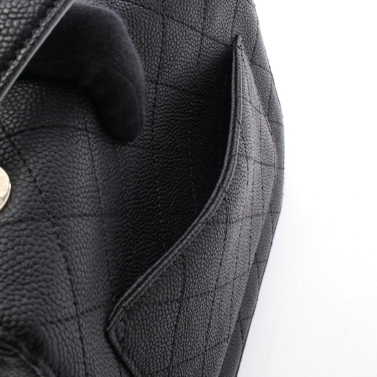 Chanel Black Grained Calfskin Handbag Shoulder Bag (Pre-Owned)