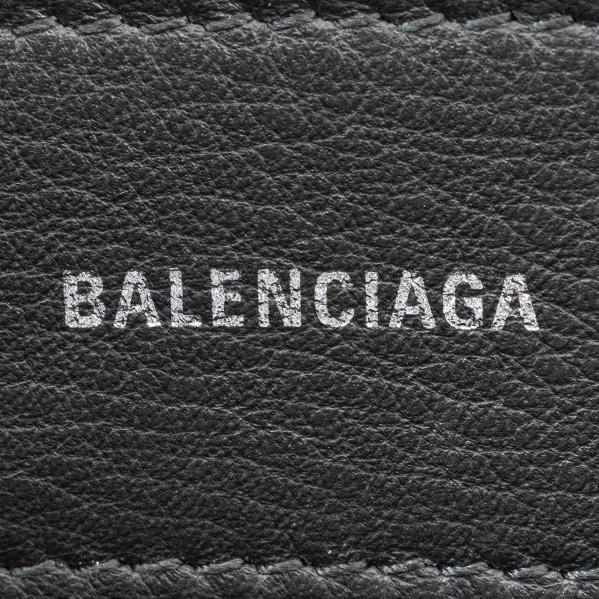 Balenciaga White Leather Shoulder Bag Tote Bag (Pre-Owned)