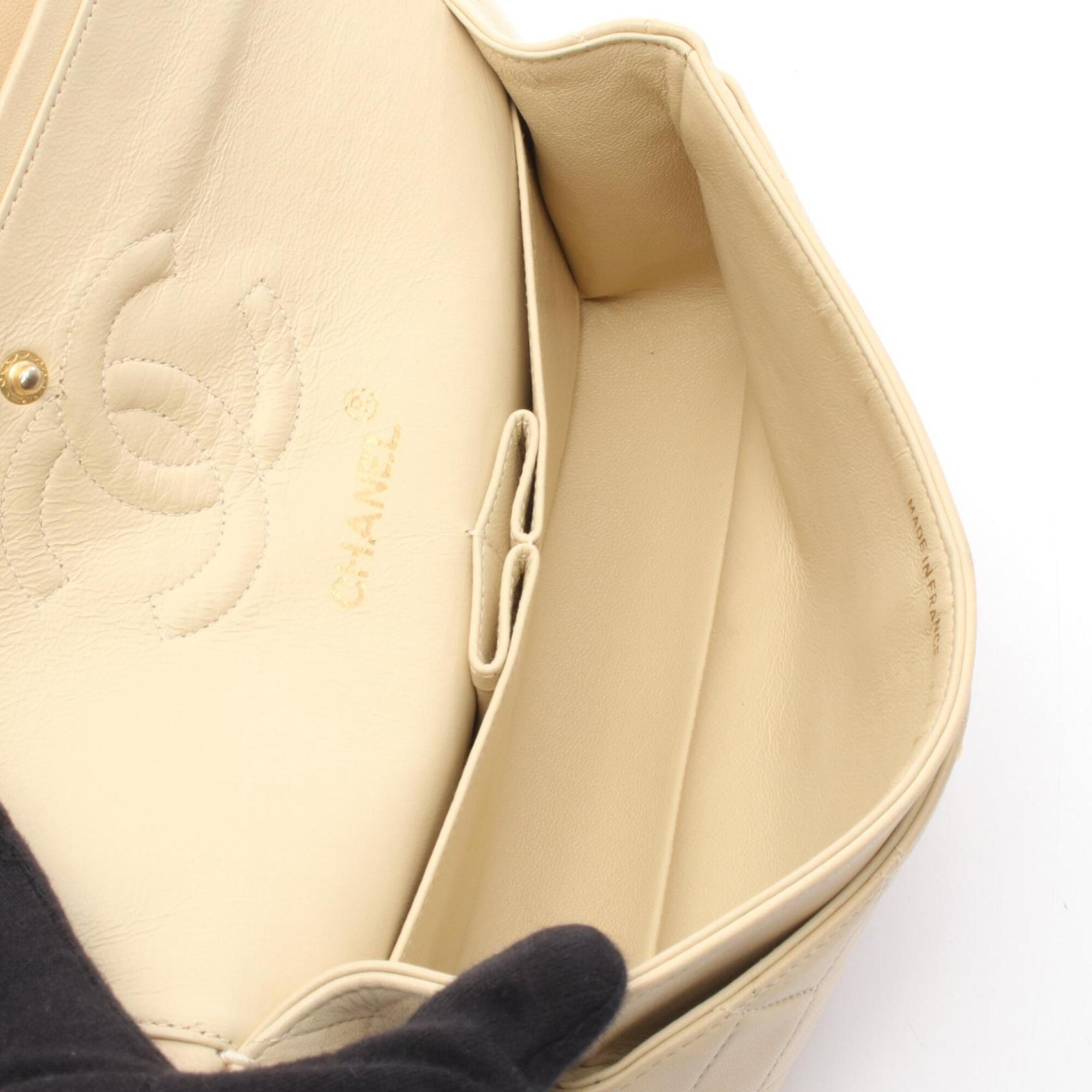 Chanel Beige Leather Handbag Shoulder Bag (Pre-Owned)
