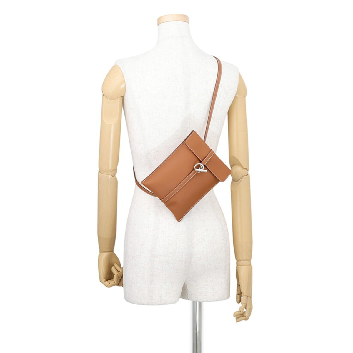 Hermes Gold Swift Leather Shoulder Bag (Pre-Owned)