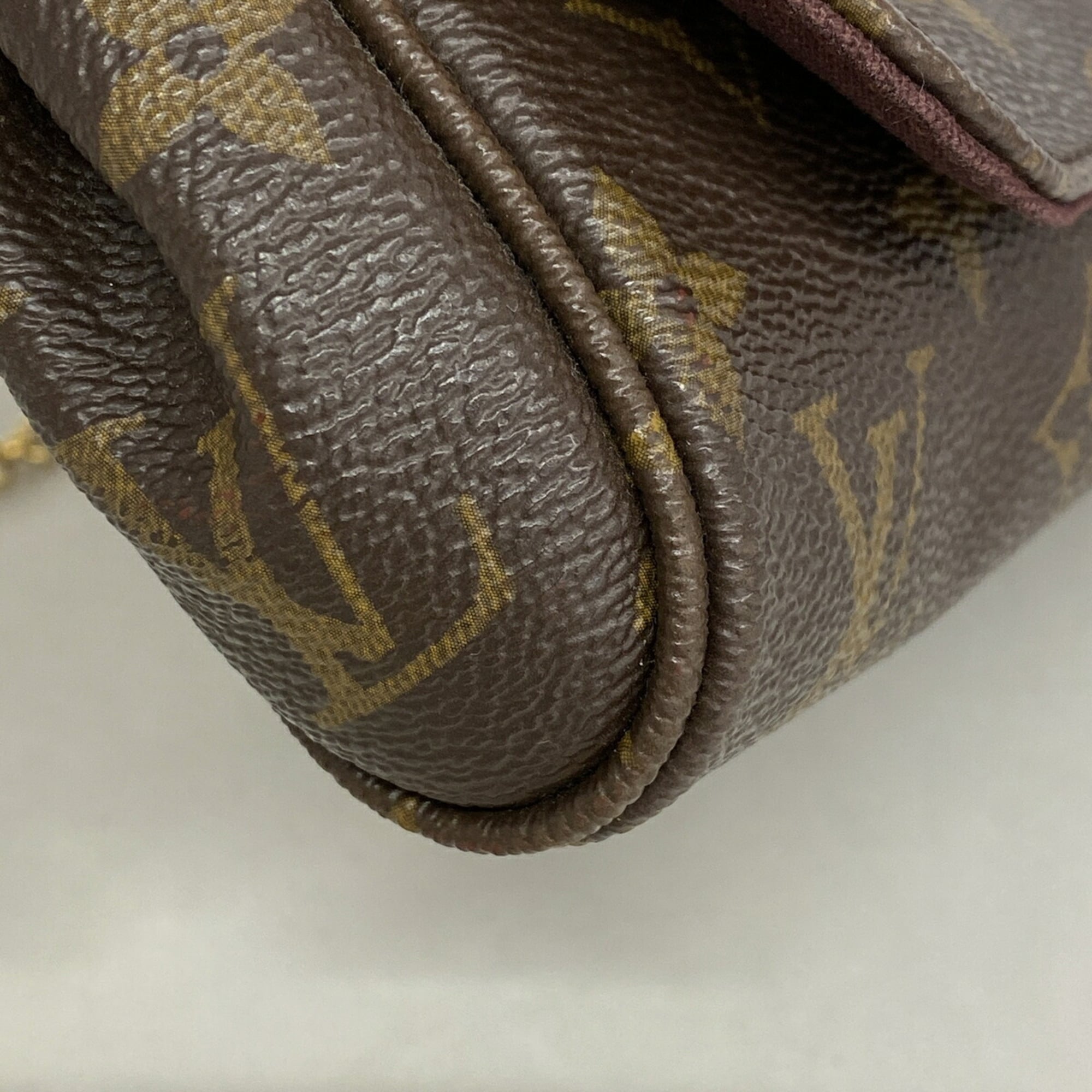 Louis Vuitton Brown Handbag (Pre-Owned)