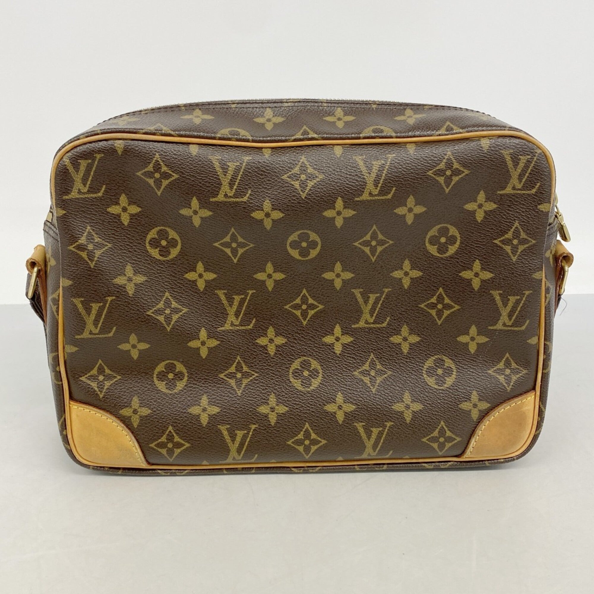 Louis Vuitton Brown Shoulder Bag (Pre-Owned)