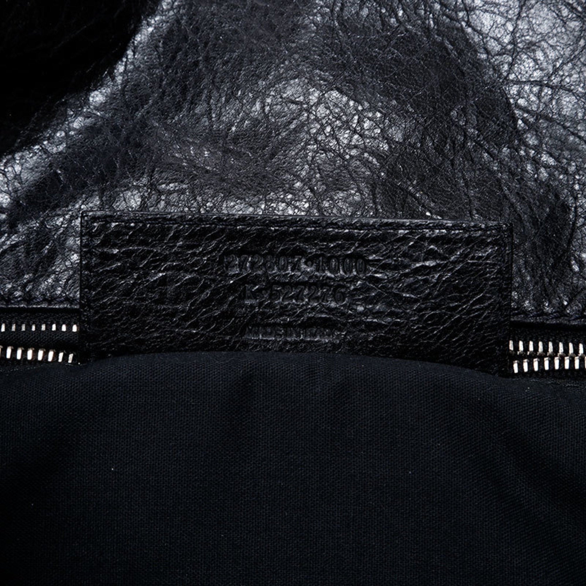 Balenciaga Black Leather Shoulder Bag (Pre-Owned)