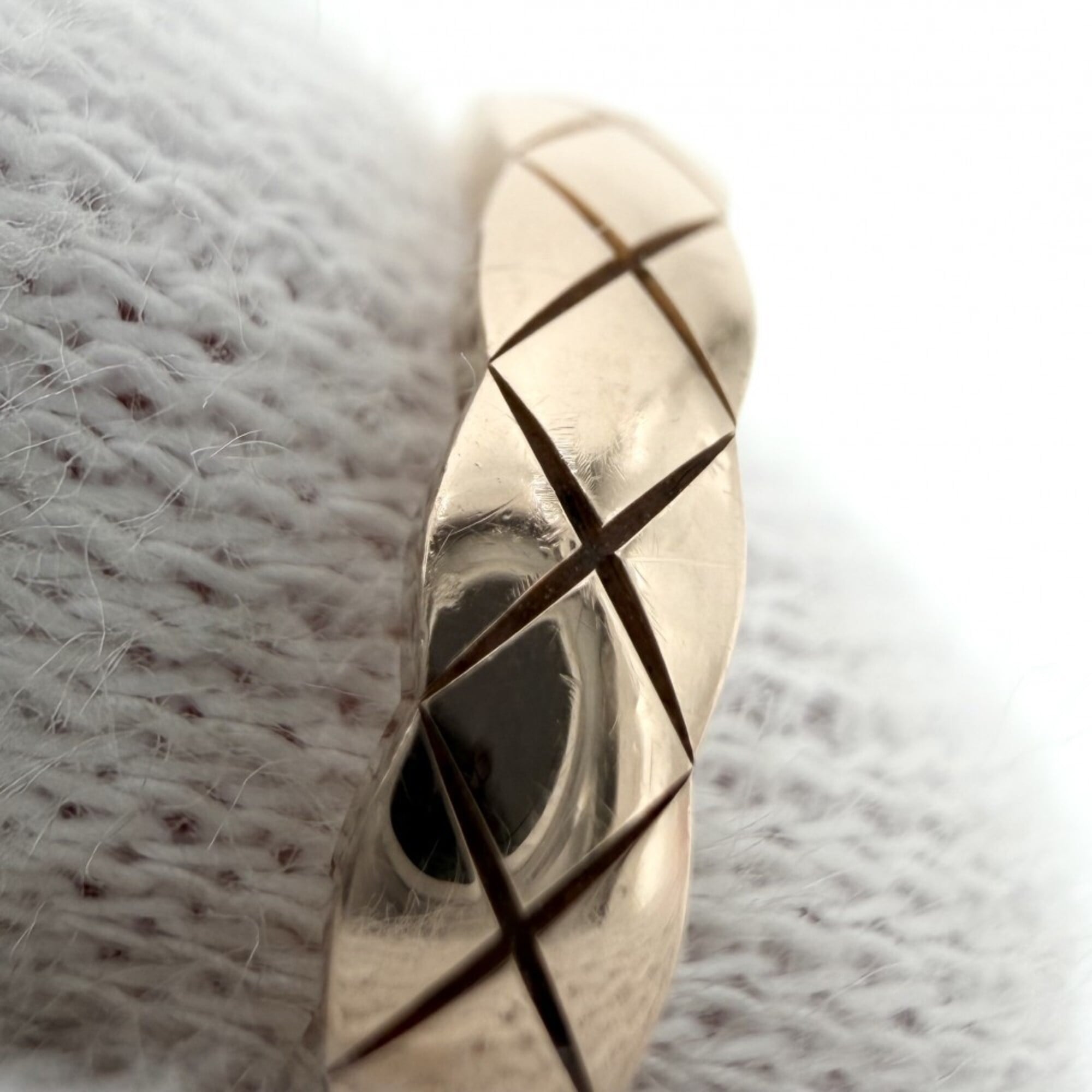 Chanel Pink Gold (18K) Band Ring (Pre-Owned)