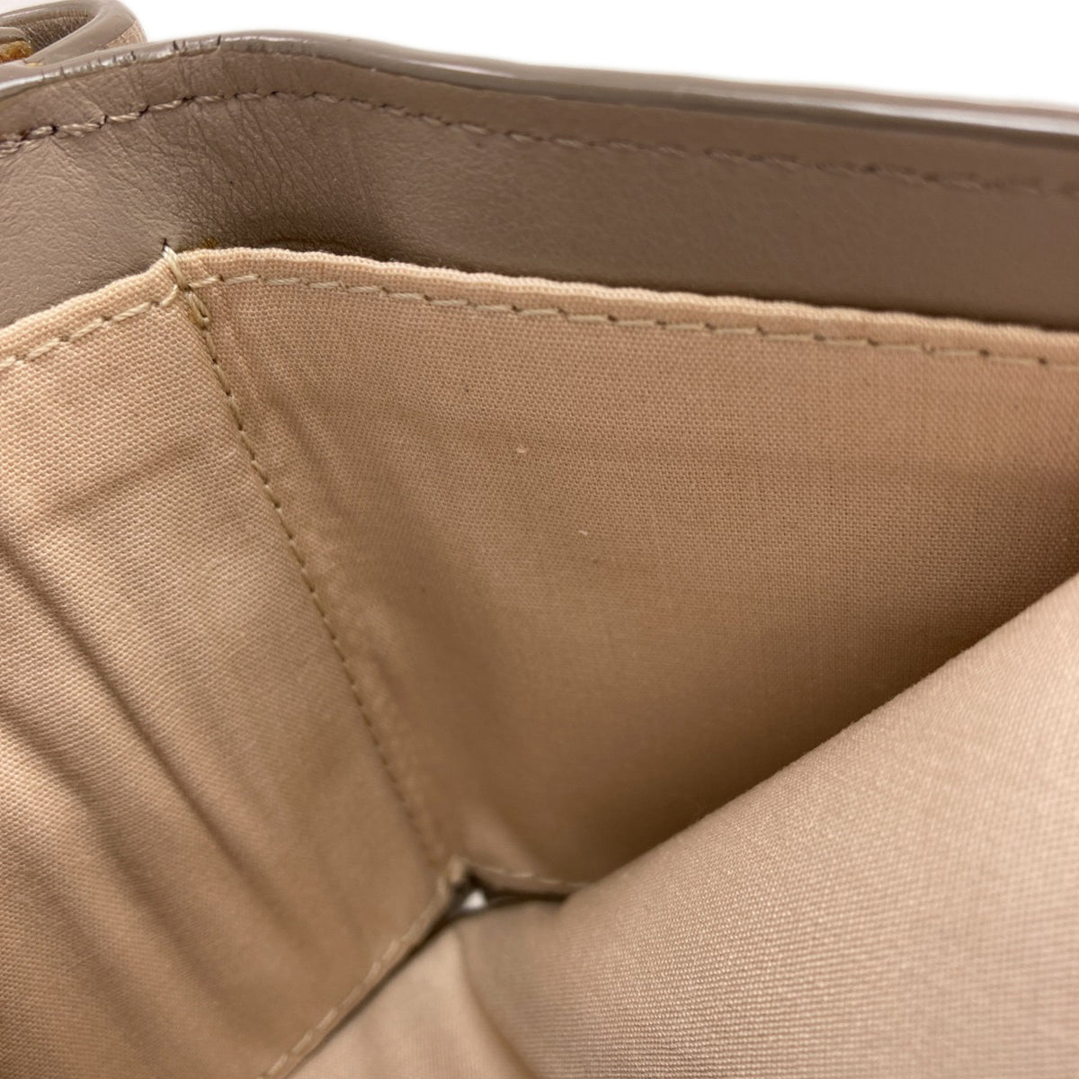 Chloé Brown Leather Wallet (Bi-Fold) (Pre-Owned)
