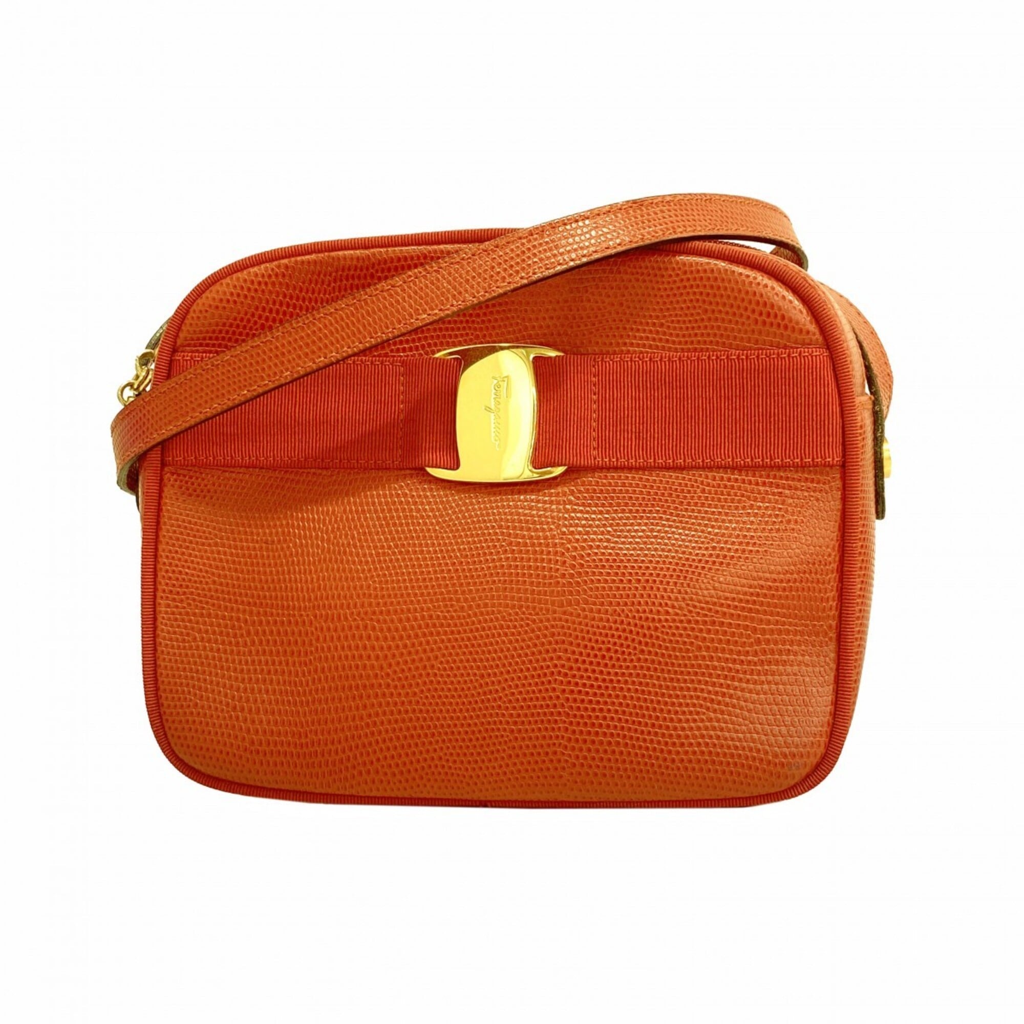 Salvatore Ferragamo Red Color Leather Shoulder Bag (Pre-Owned)