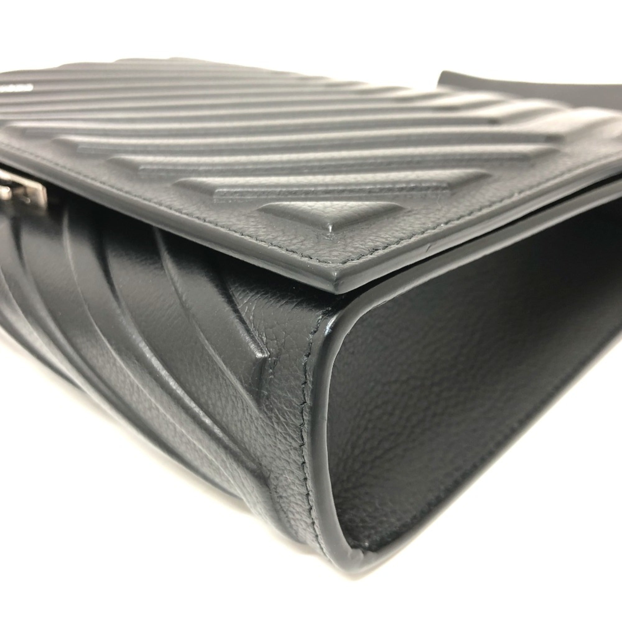 Balenciaga Black Leather Shoulder Bag (Pre-Owned)