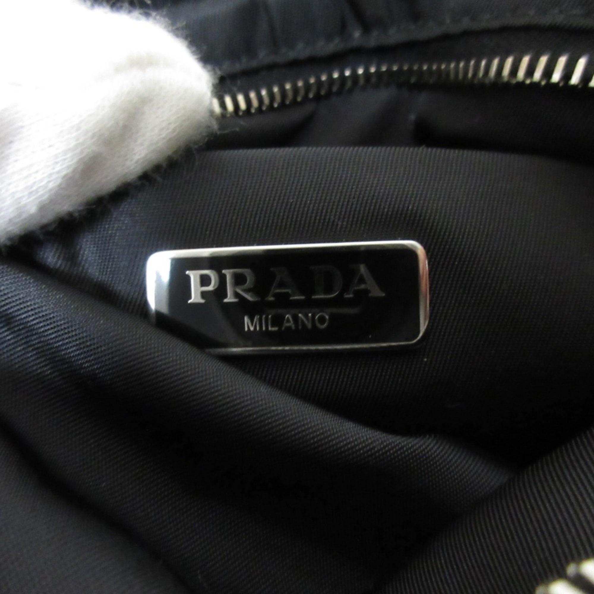 Prada Black Nylon Shoulder Bag (Pre-Owned)