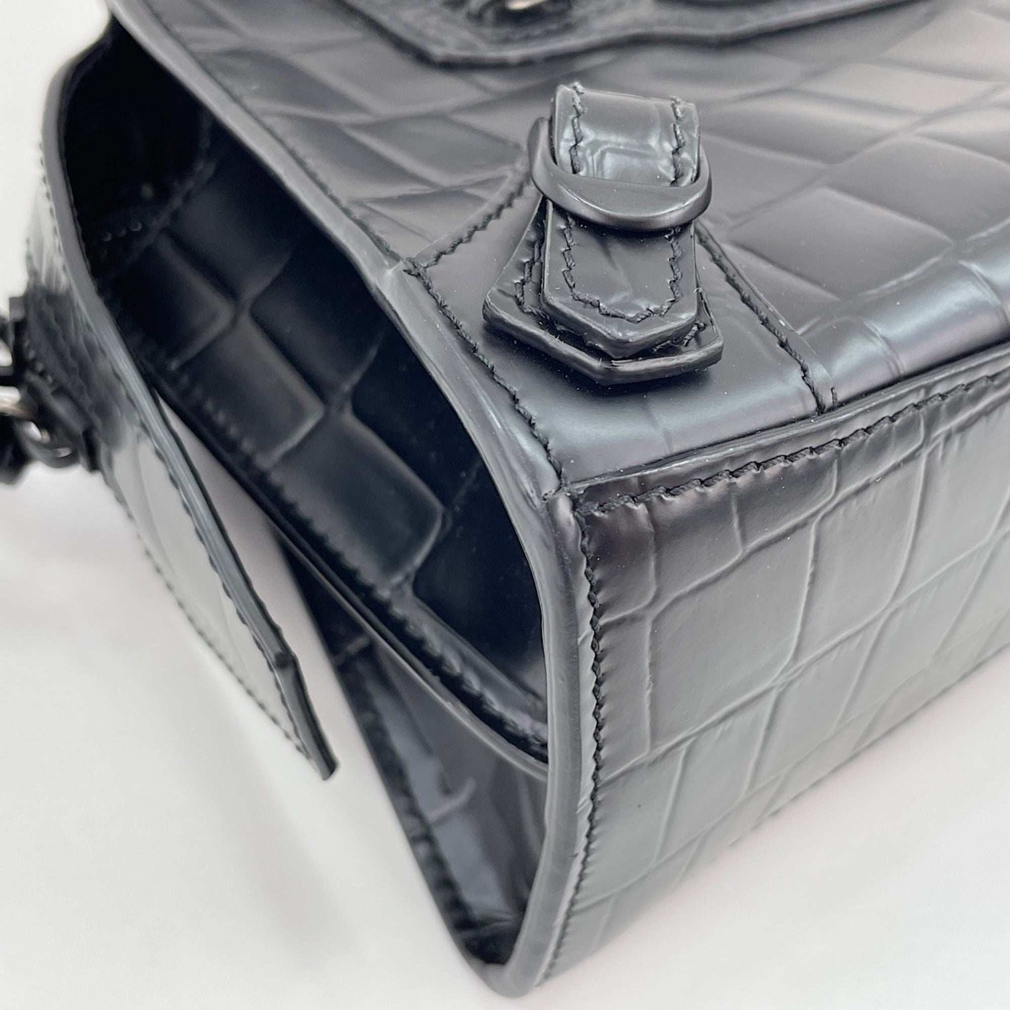 Balenciaga Black Leather Handbag (Pre-Owned)
