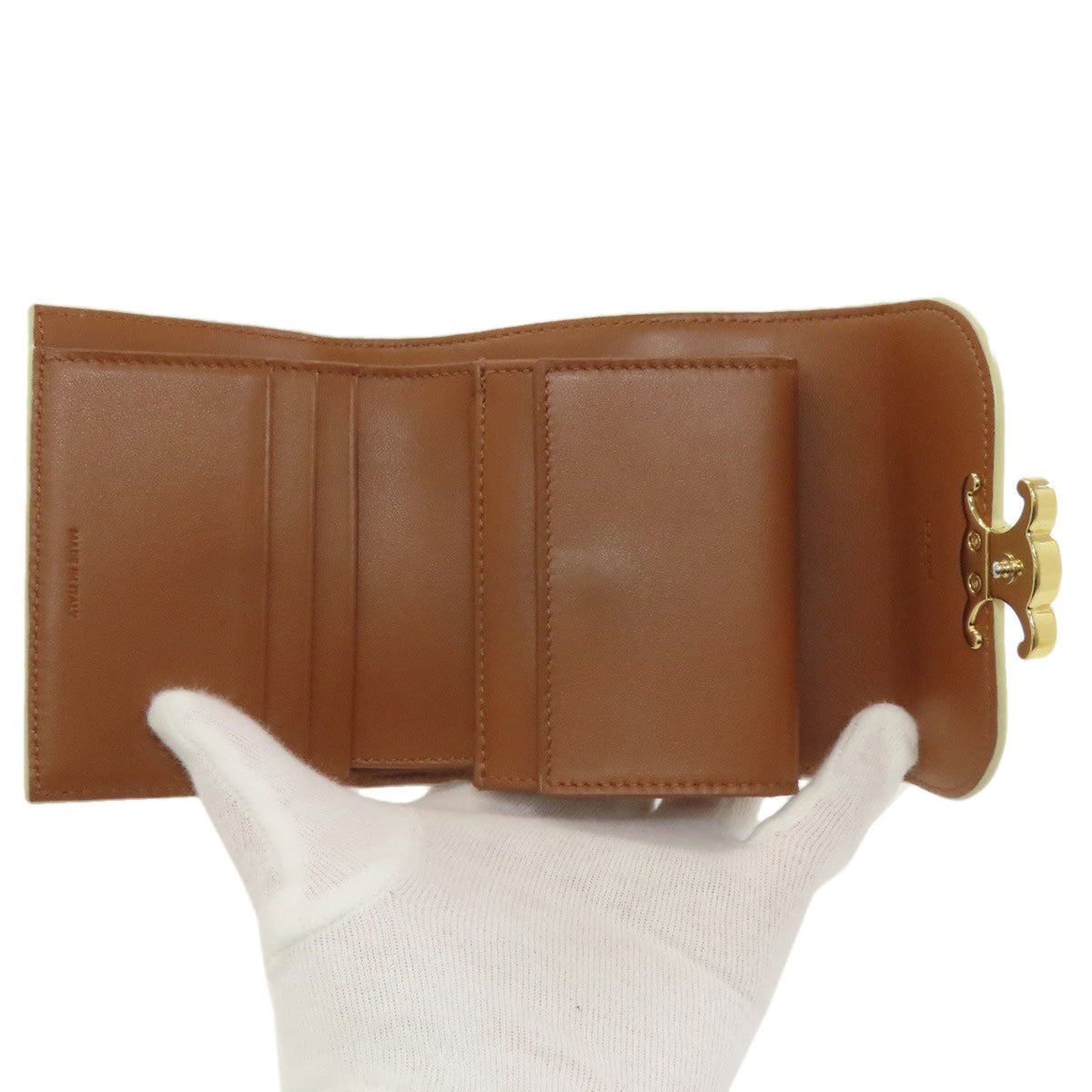 Celine White Leather Wallet (Tri-Fold) (Pre-Owned)