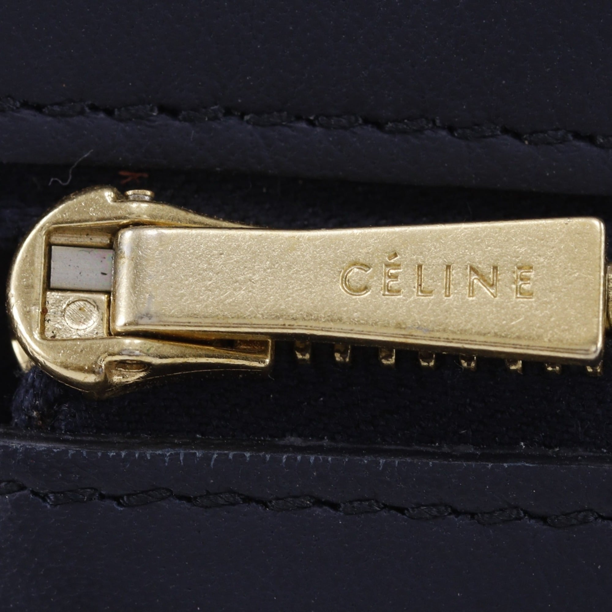 Celine Red Color Leather Long Wallet (Bi-Fold) (Pre-Owned)