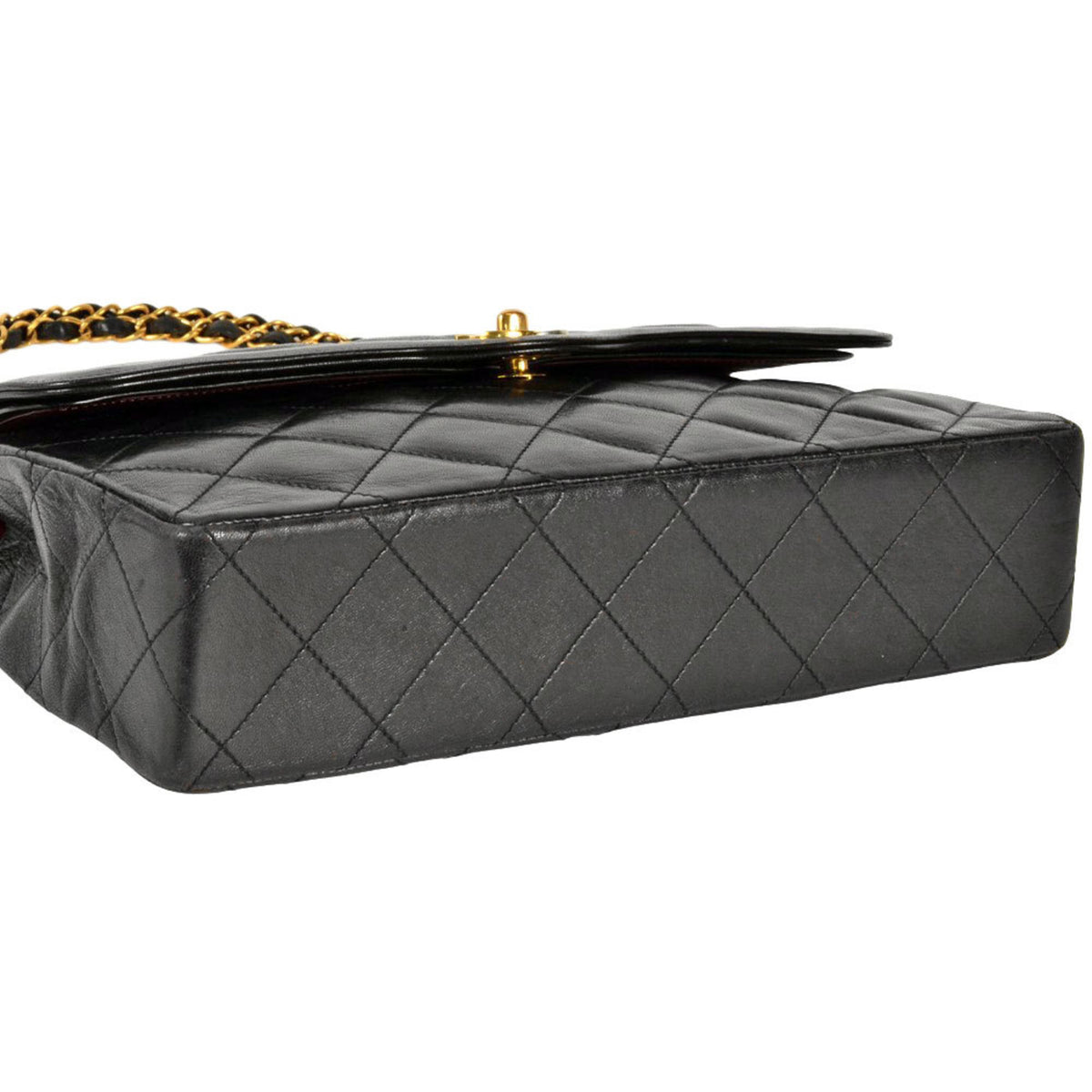 Chanel Black Leather Shoulder Bag (Pre-Owned)