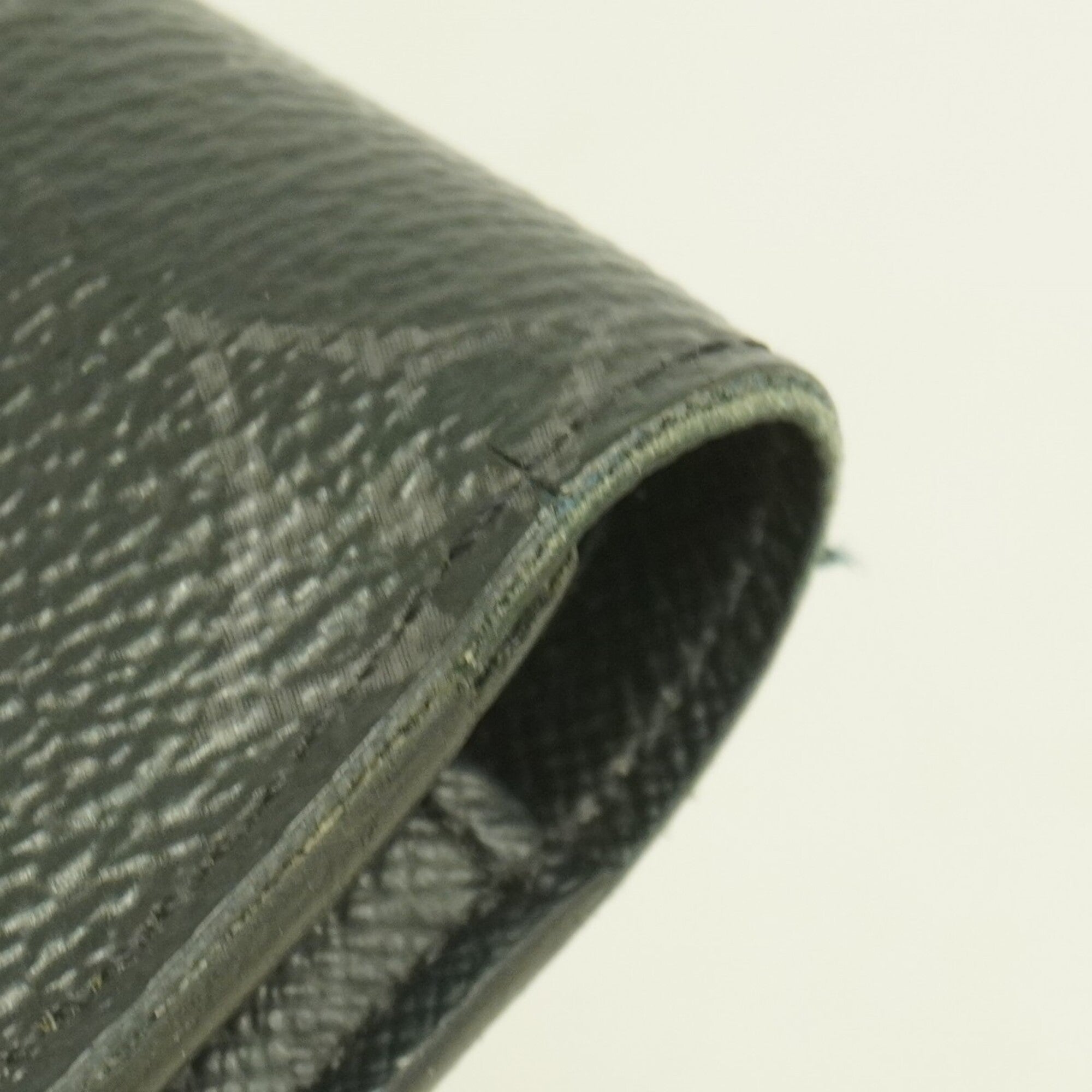 Louis Vuitton Black Bill Wallet (Bi-Fold) (Pre-Owned)
