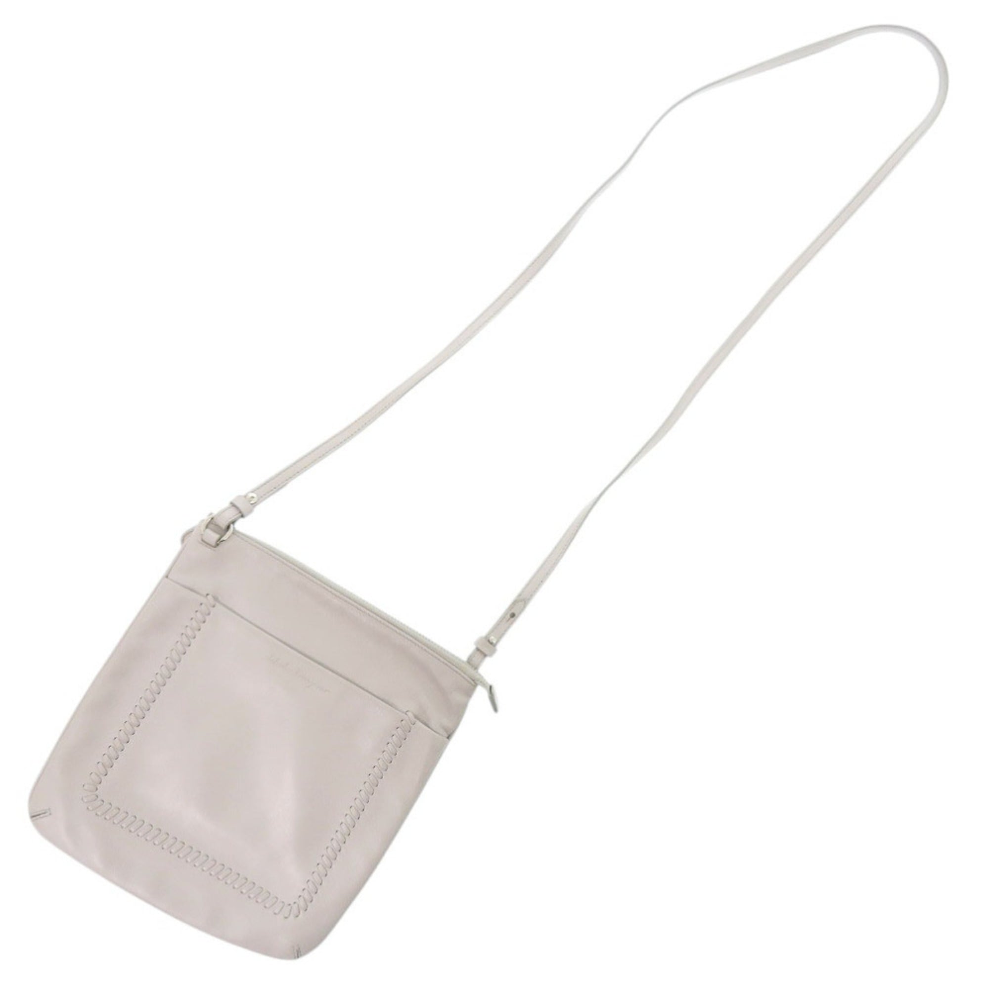 Salvatore Ferragamo Gray Leather Shoulder Bag (Pre-Owned)
