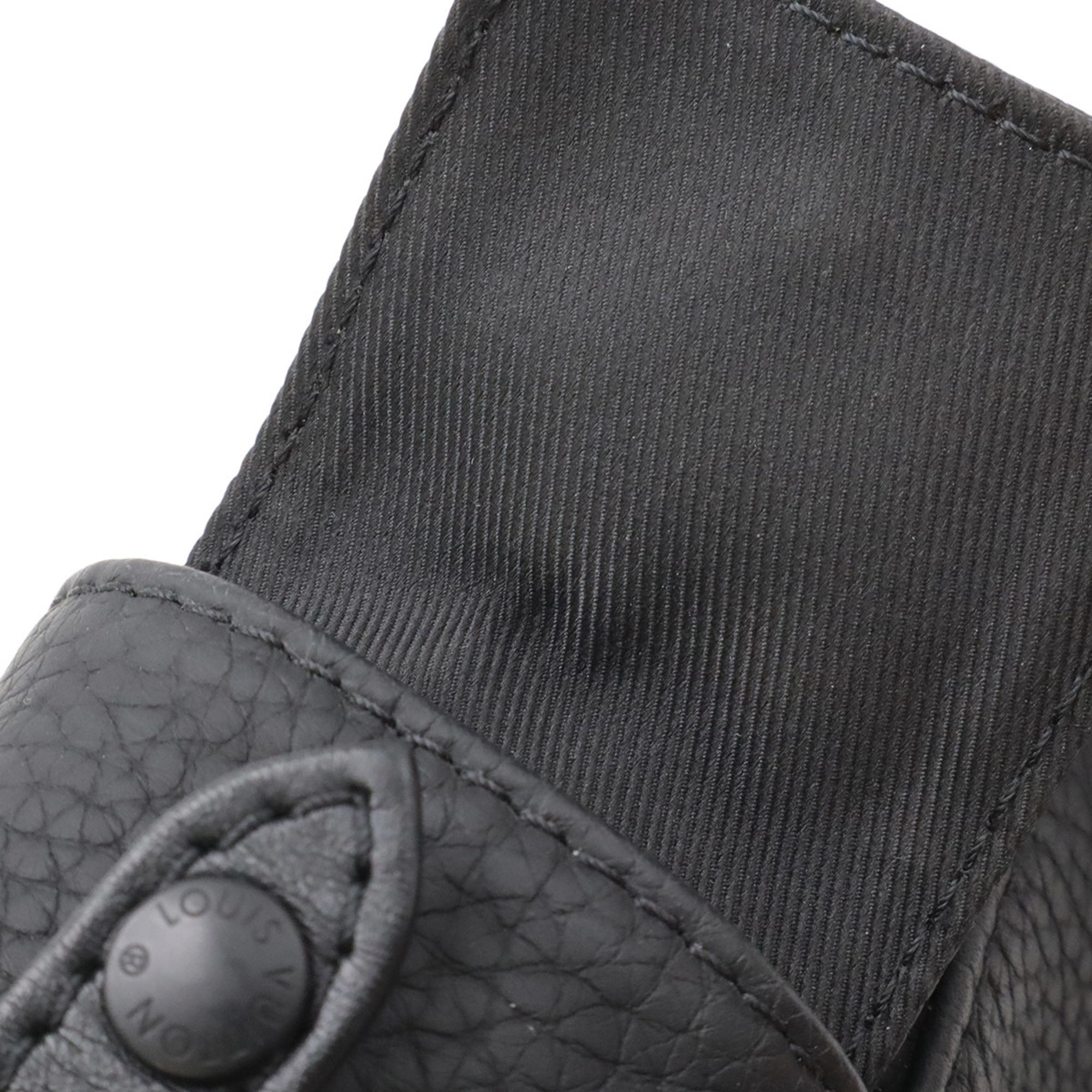 Louis Vuitton Black Noir Shoulder Bag (Pre-Owned)