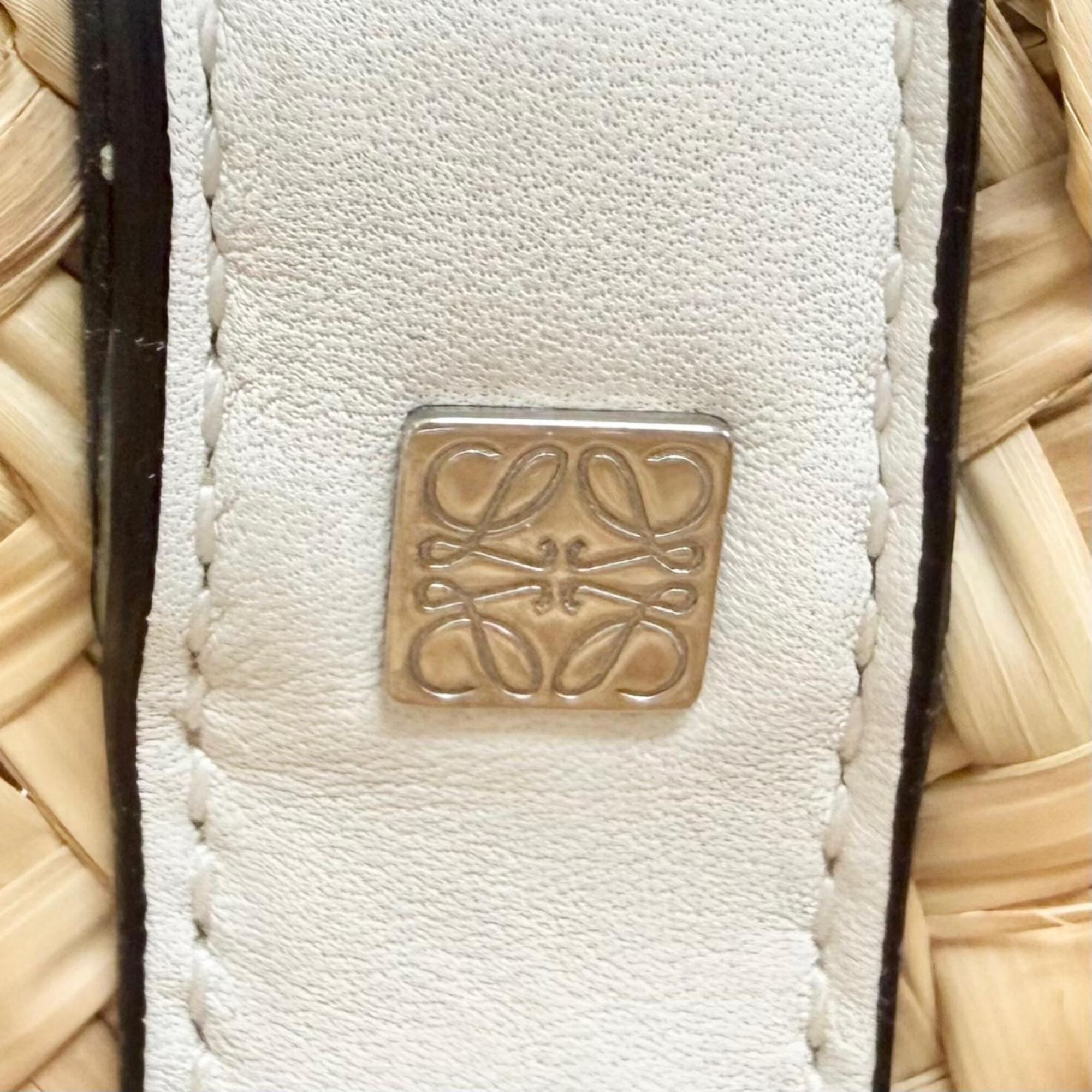 Loewe White Leather Basket Handbag (Pre-Owned)