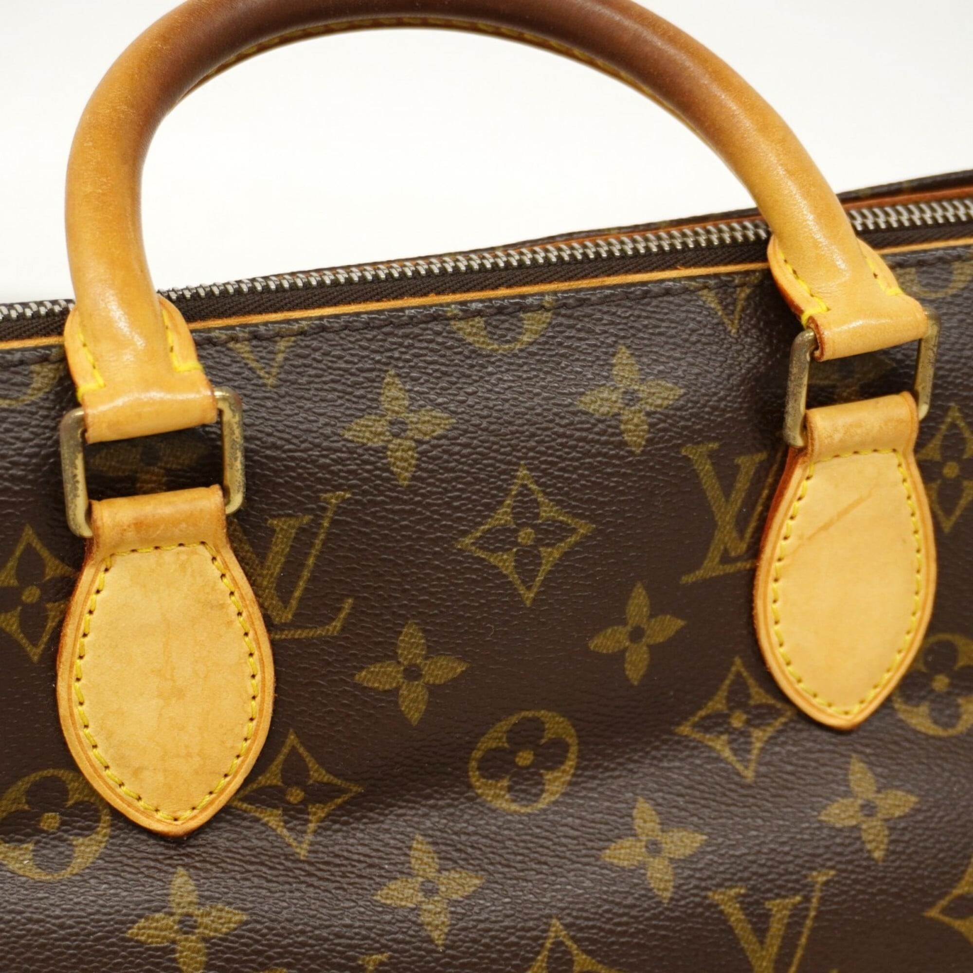 Louis Vuitton Brown Handbag (Pre-Owned)