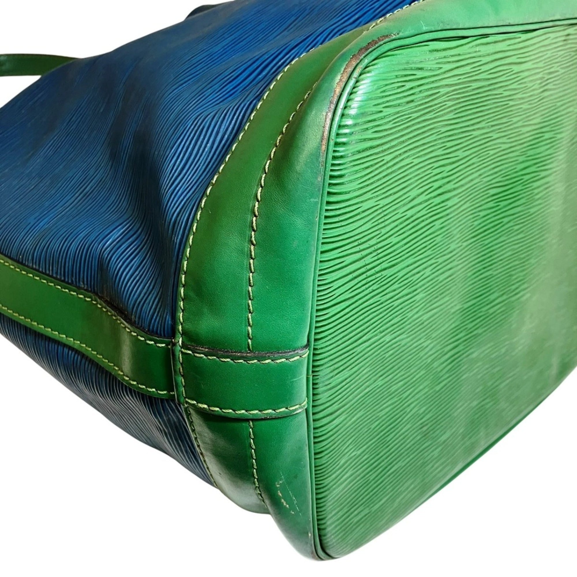 Louis Vuitton Blue Galle Green Epi Leather Shoulder Bag (Pre-Owned)