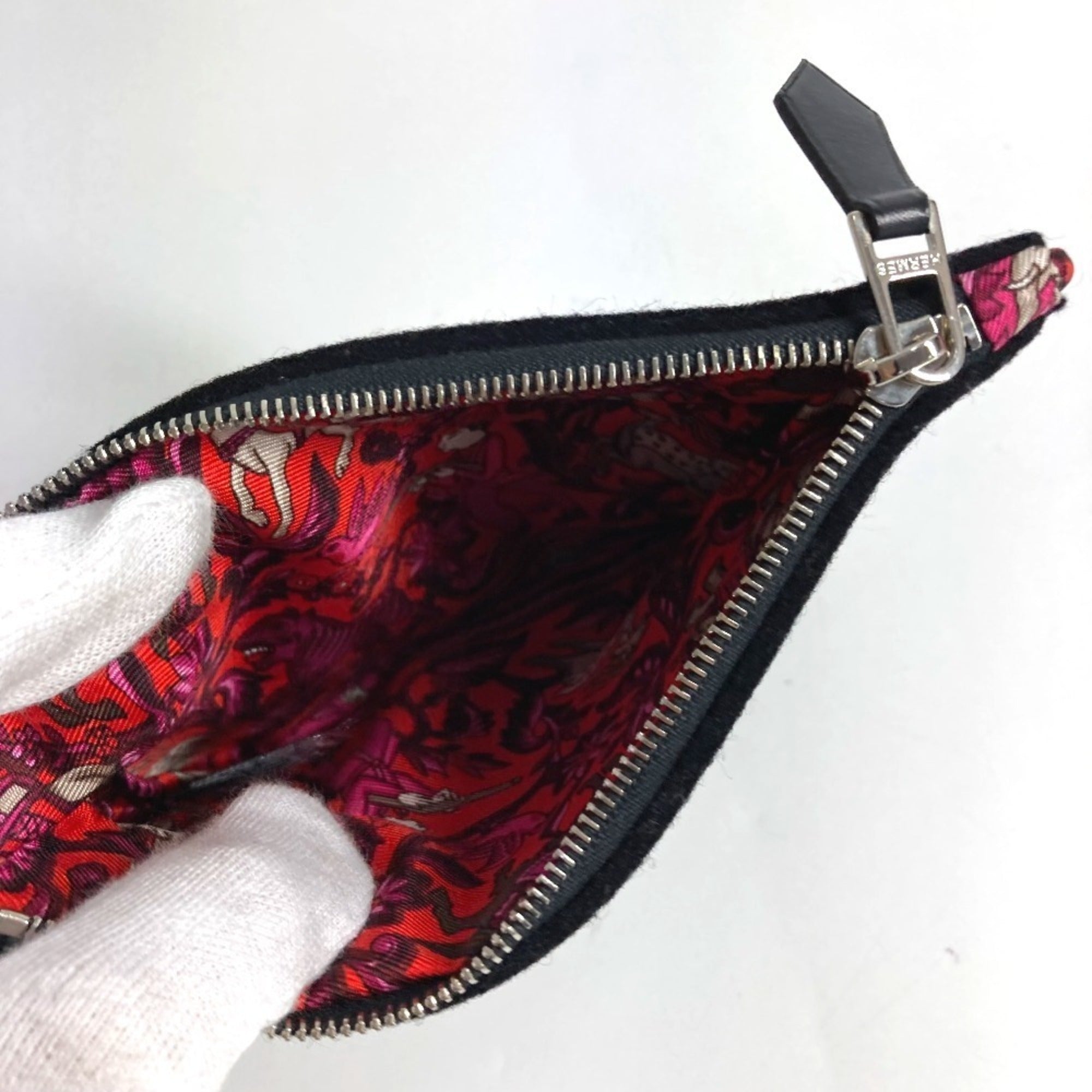 Hermes Sellier Black Multi-Color Felt Silk Pouch Wash Bag (Pre-Owned)