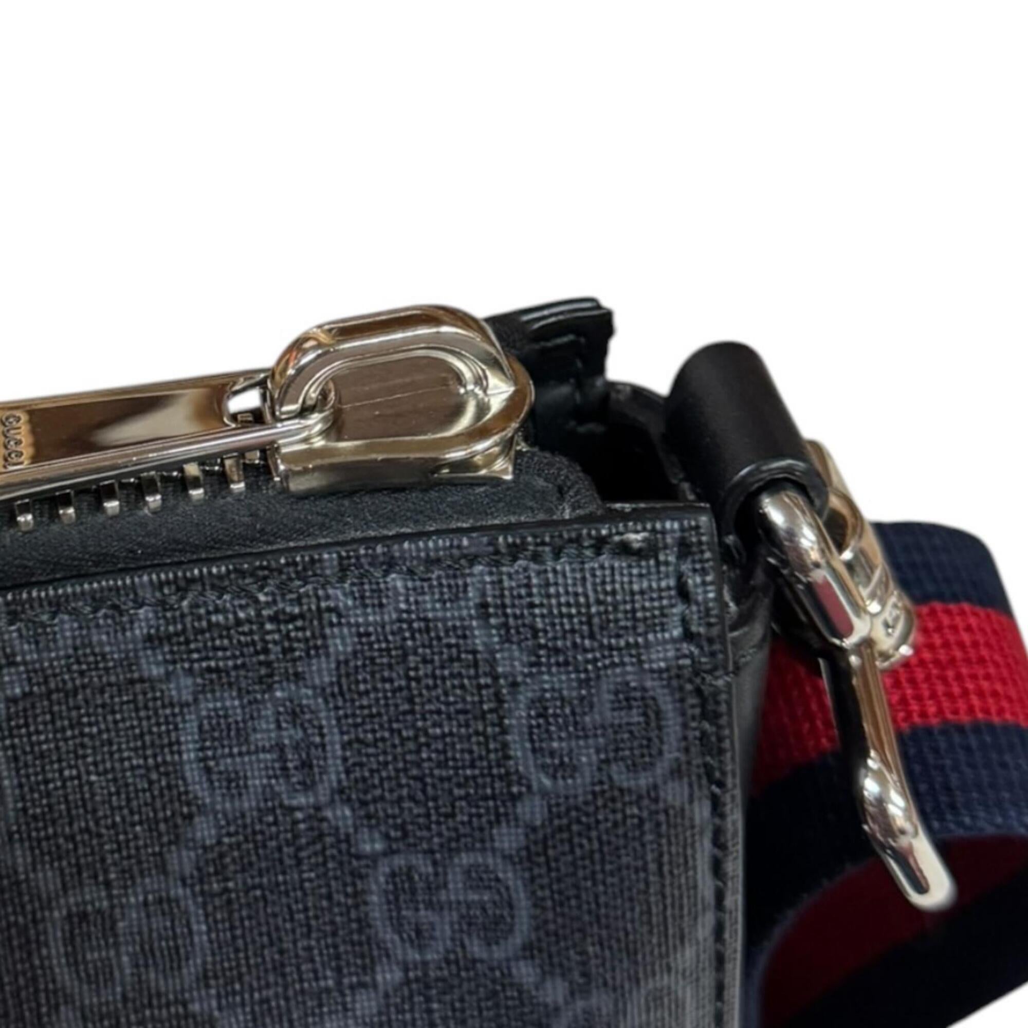 Gucci Black Gg Supreme Shoulder Bag (Pre-Owned)