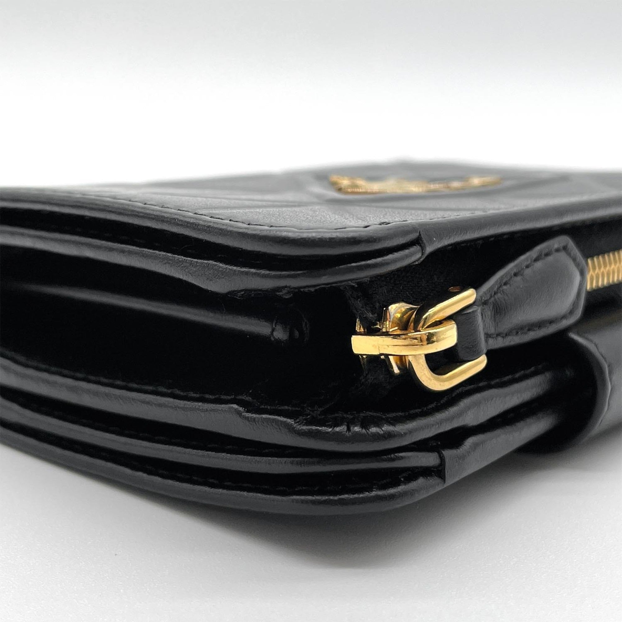 Prada Black Leather Wallet (Bi-Fold) (Pre-Owned)
