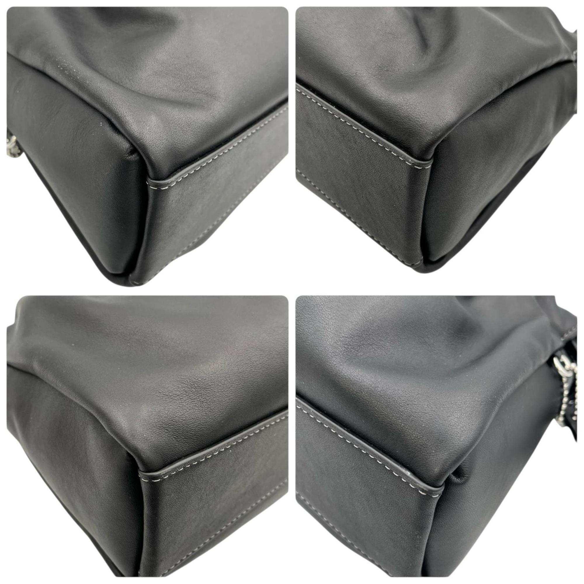 Coach Black Leather Shoulder Bag (Pre-Owned)