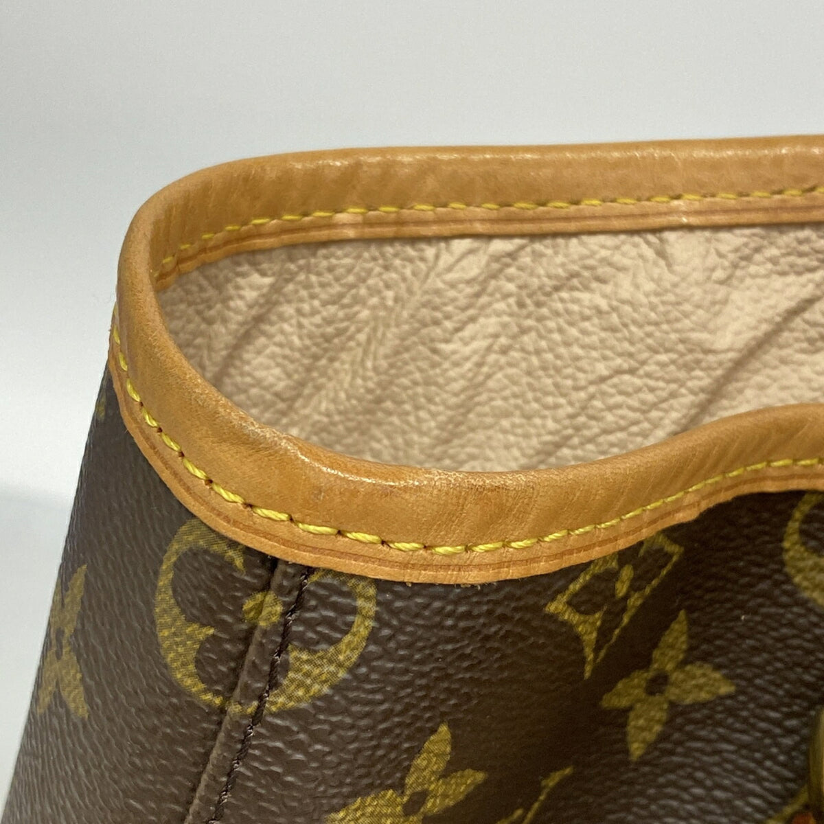 Louis Vuitton Brown Tote Bag (Pre-Owned)
