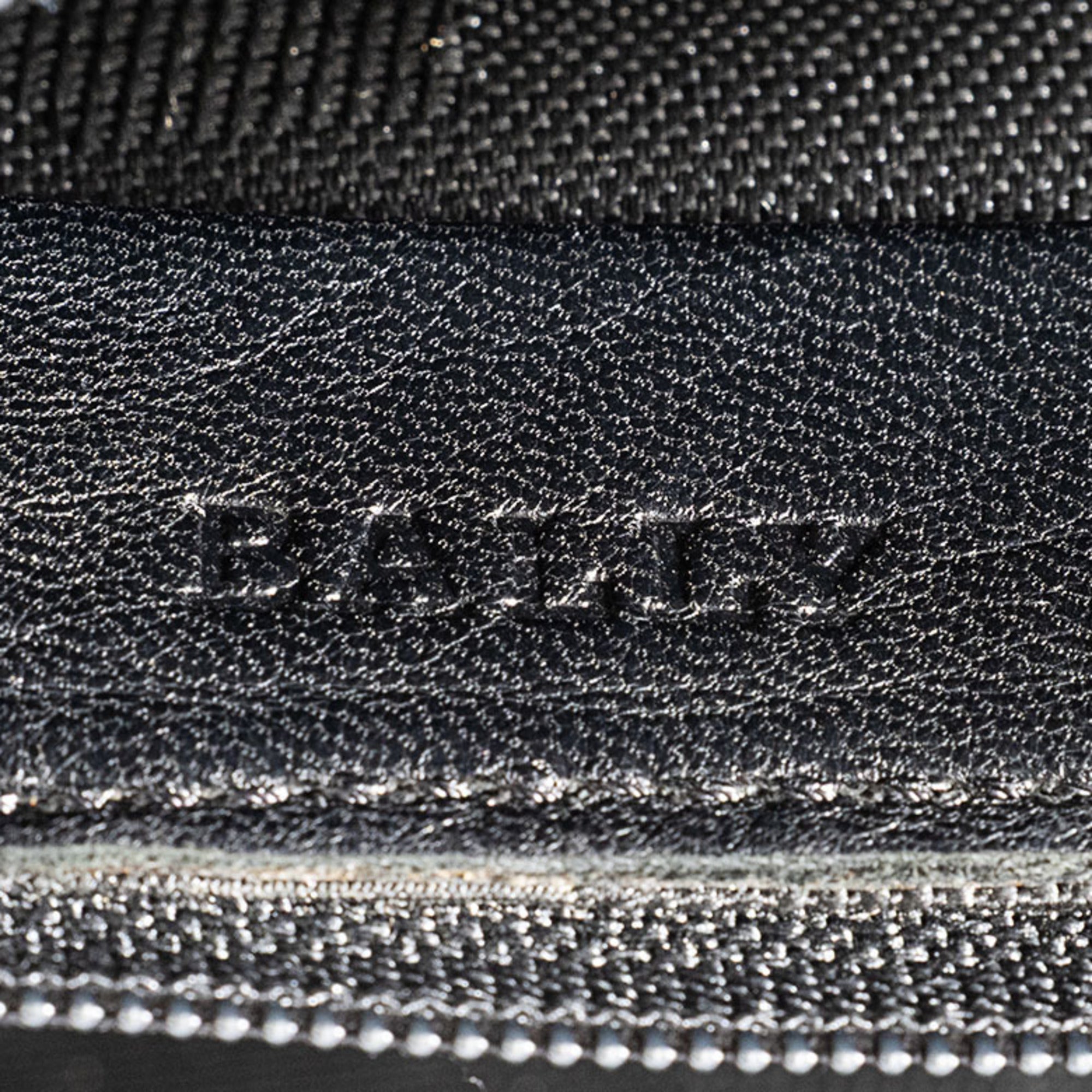 Bally Black Leather Handbag (Pre-Owned)