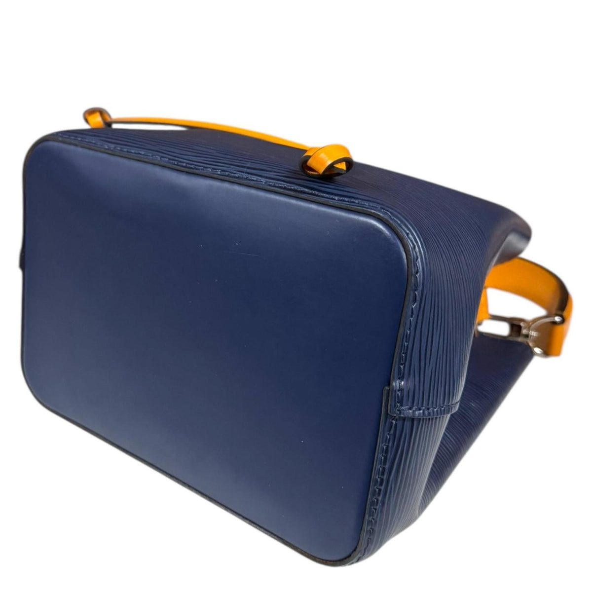 Louis Vuitton Epi Navy Orange Epi Leather Shoulder Bag (Pre-Owned)