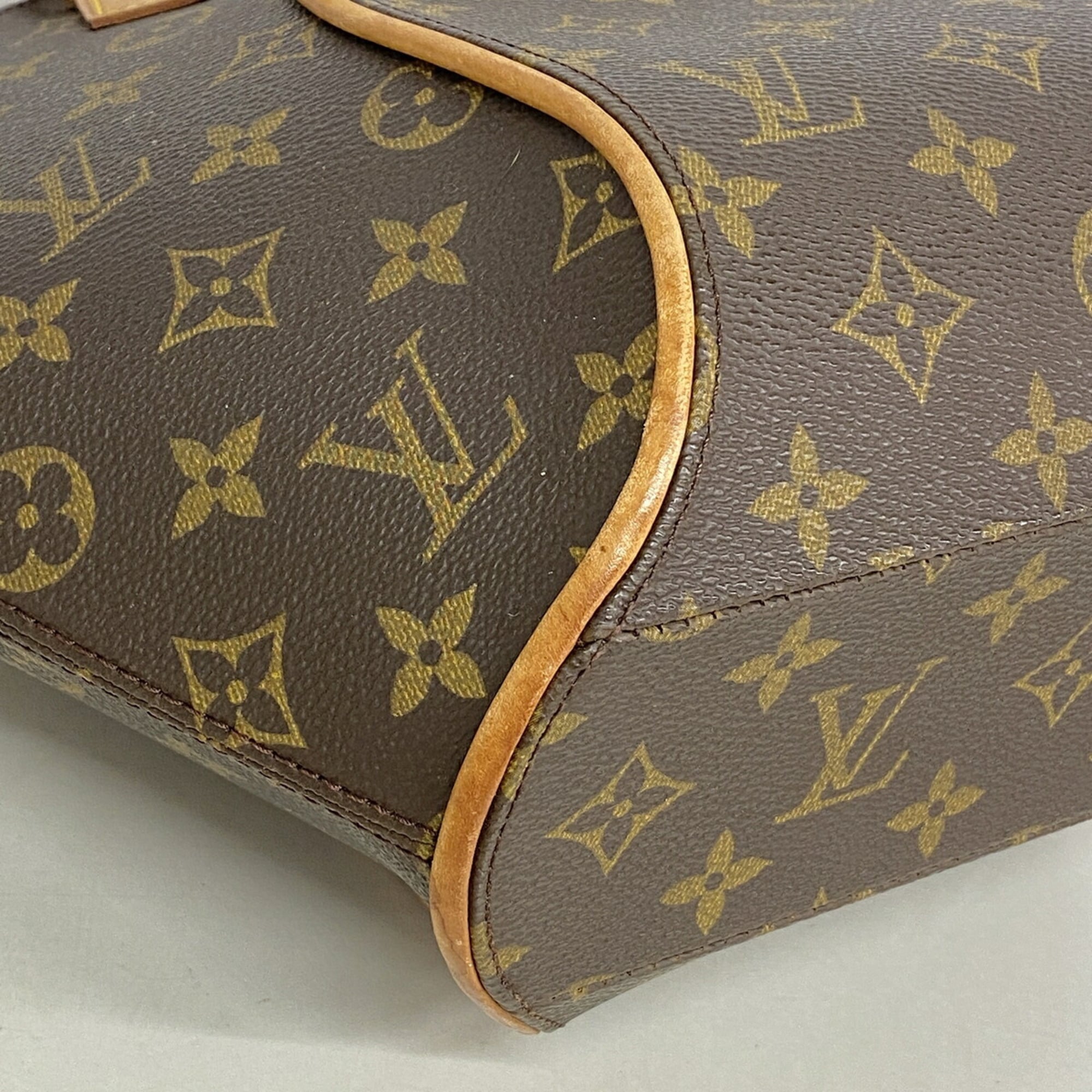 Louis Vuitton Brown Handbag (Pre-Owned)