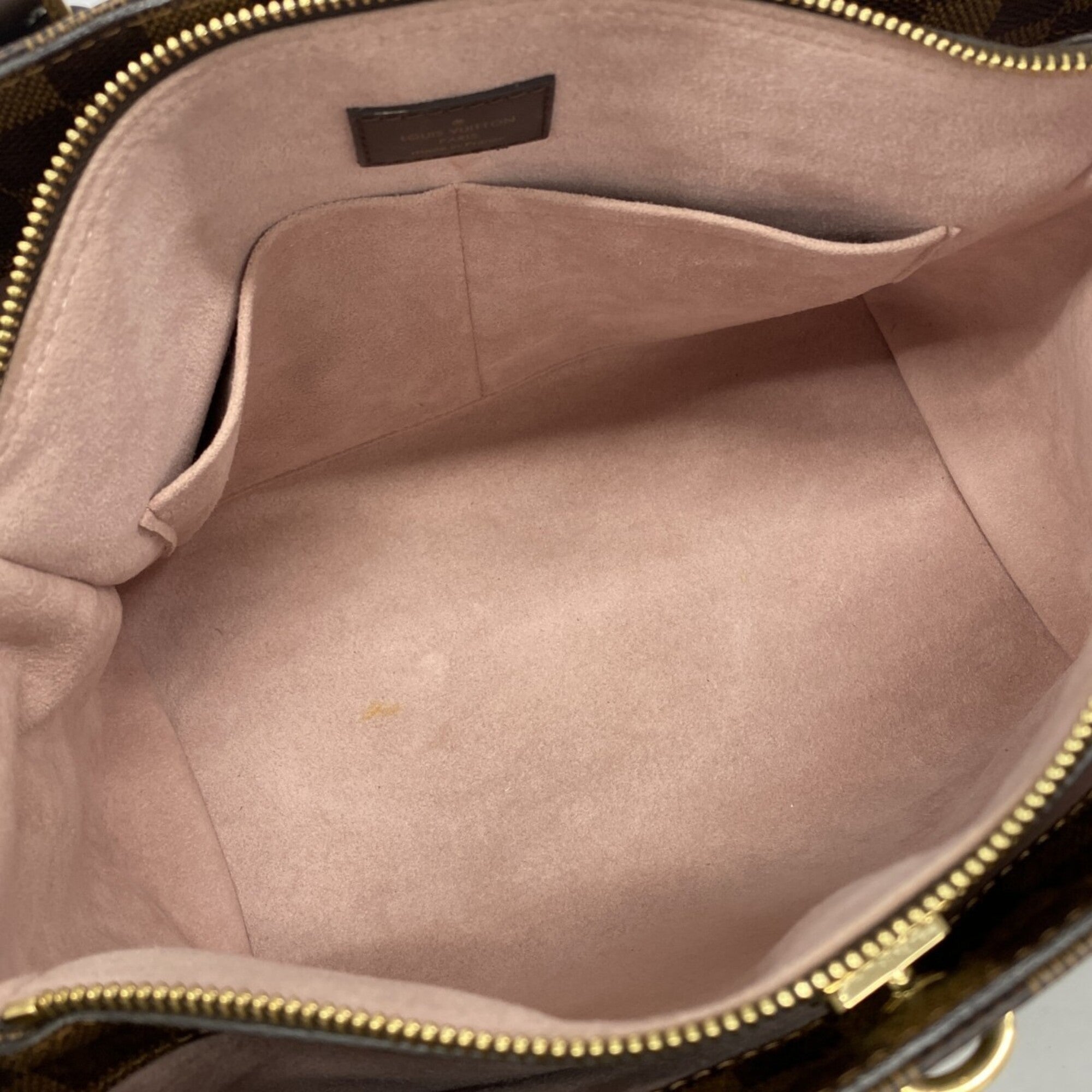 Louis Vuitton Ebene Magnolia Handbag (Pre-Owned)