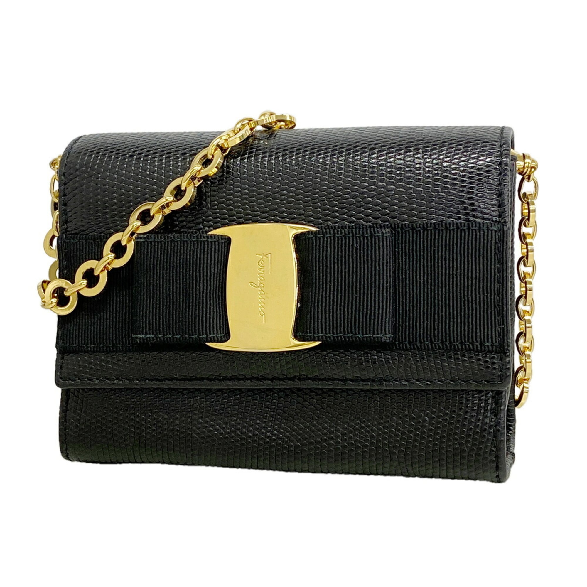 Salvatore Ferragamo Black Leather Shoulder Bag (Pre-Owned)
