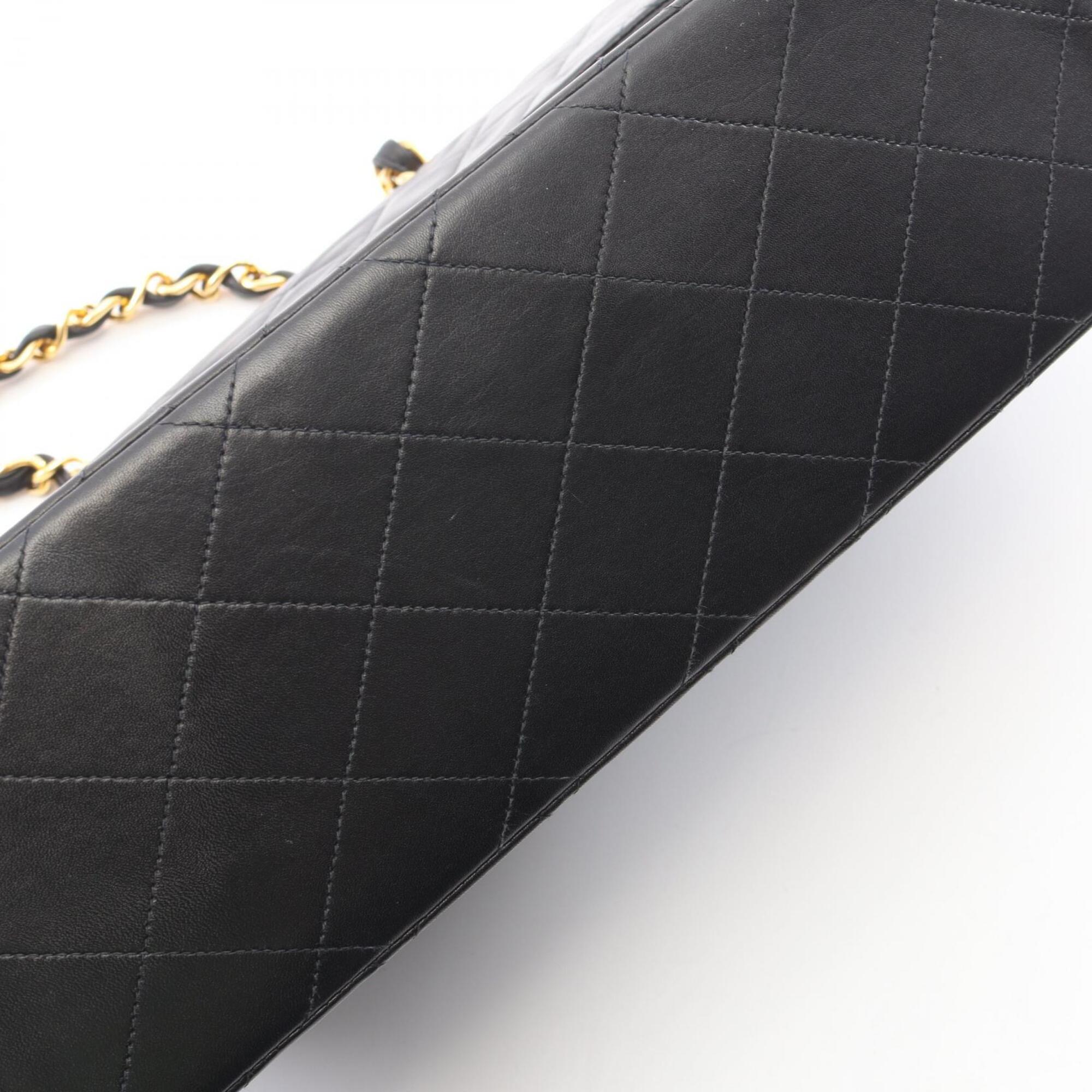 Chanel Black Leather Handbag Shoulder Bag (Pre-Owned)