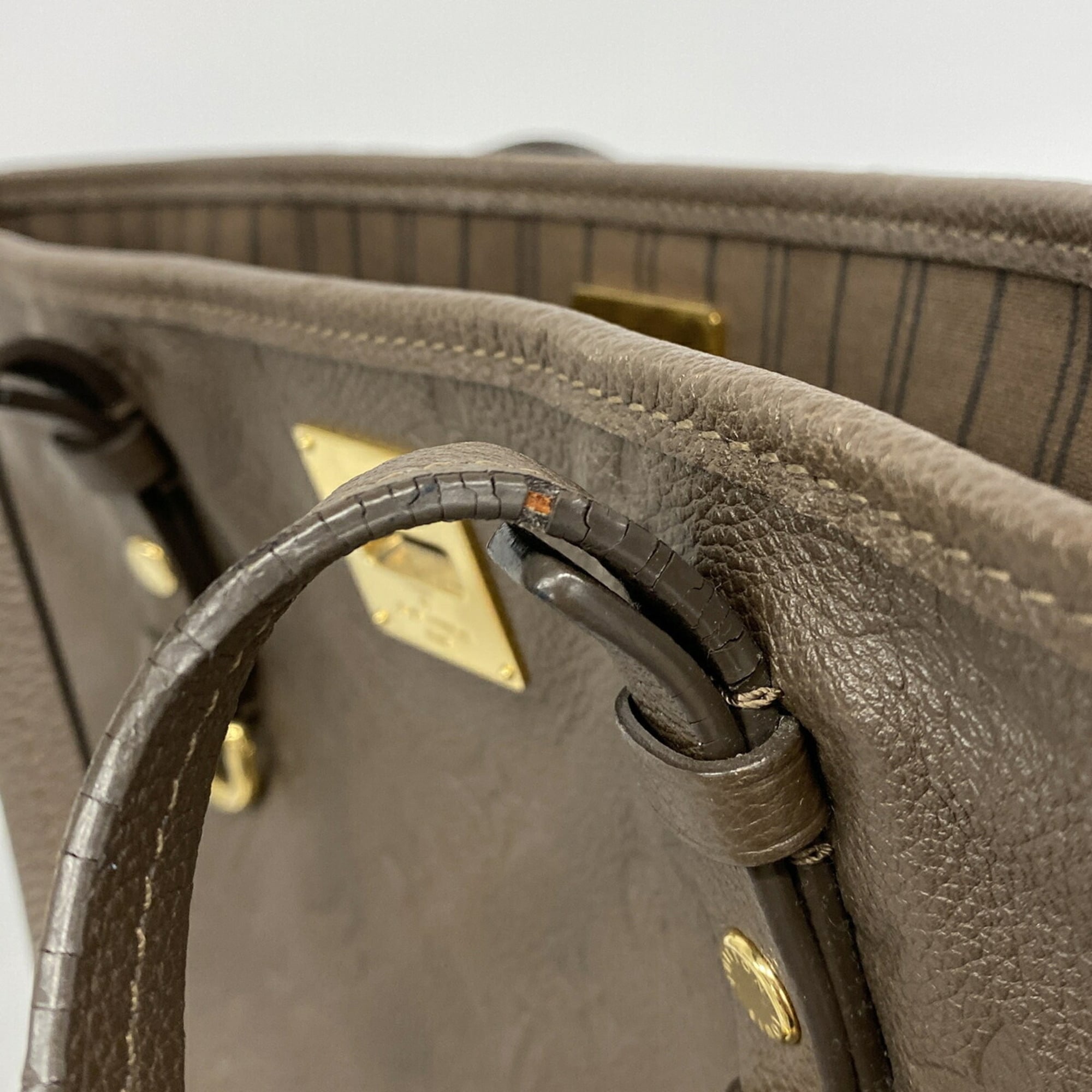 Louis Vuitton Tote Bag (Pre-Owned)