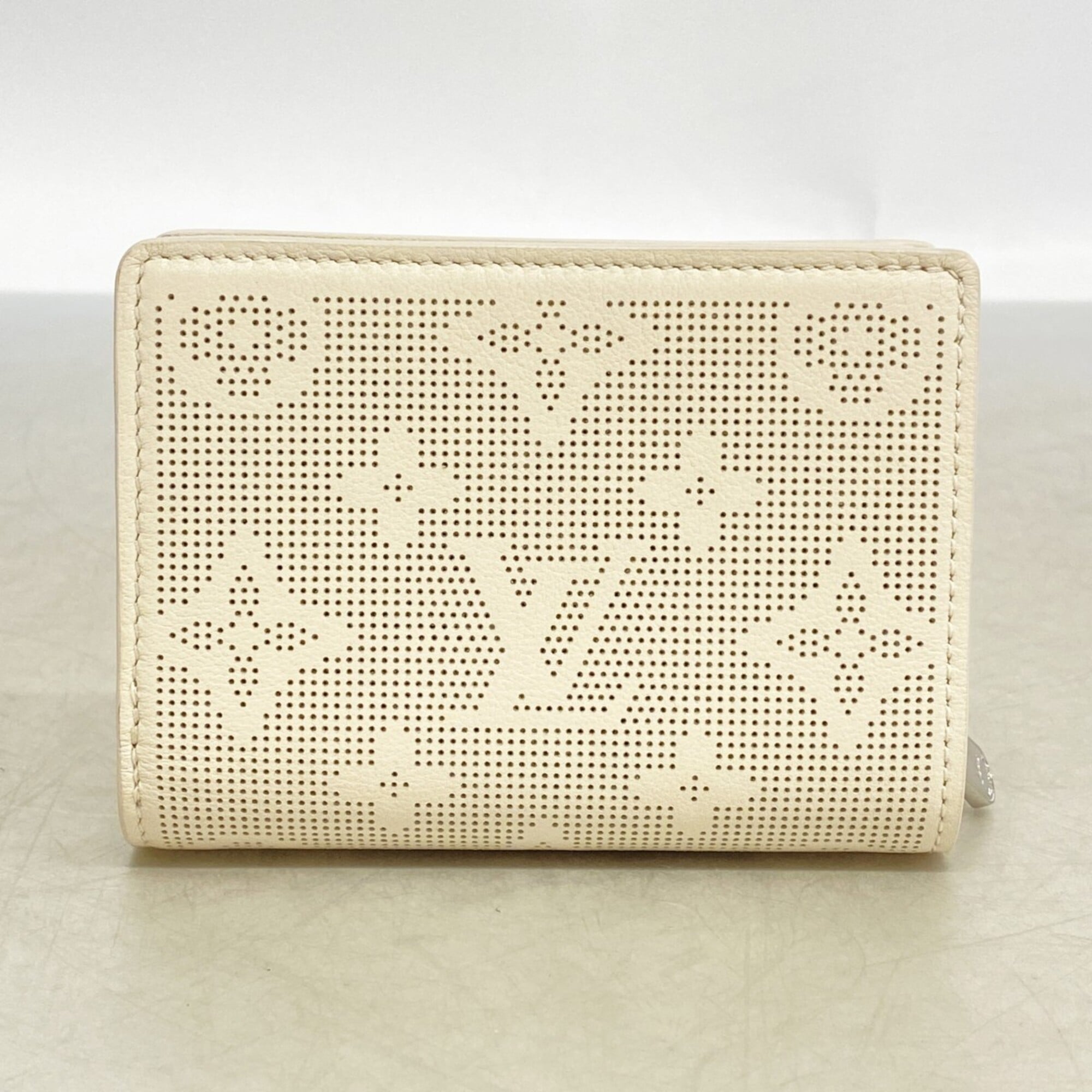 Louis Vuitton Green Wallet (Bi-Fold) (Pre-Owned)