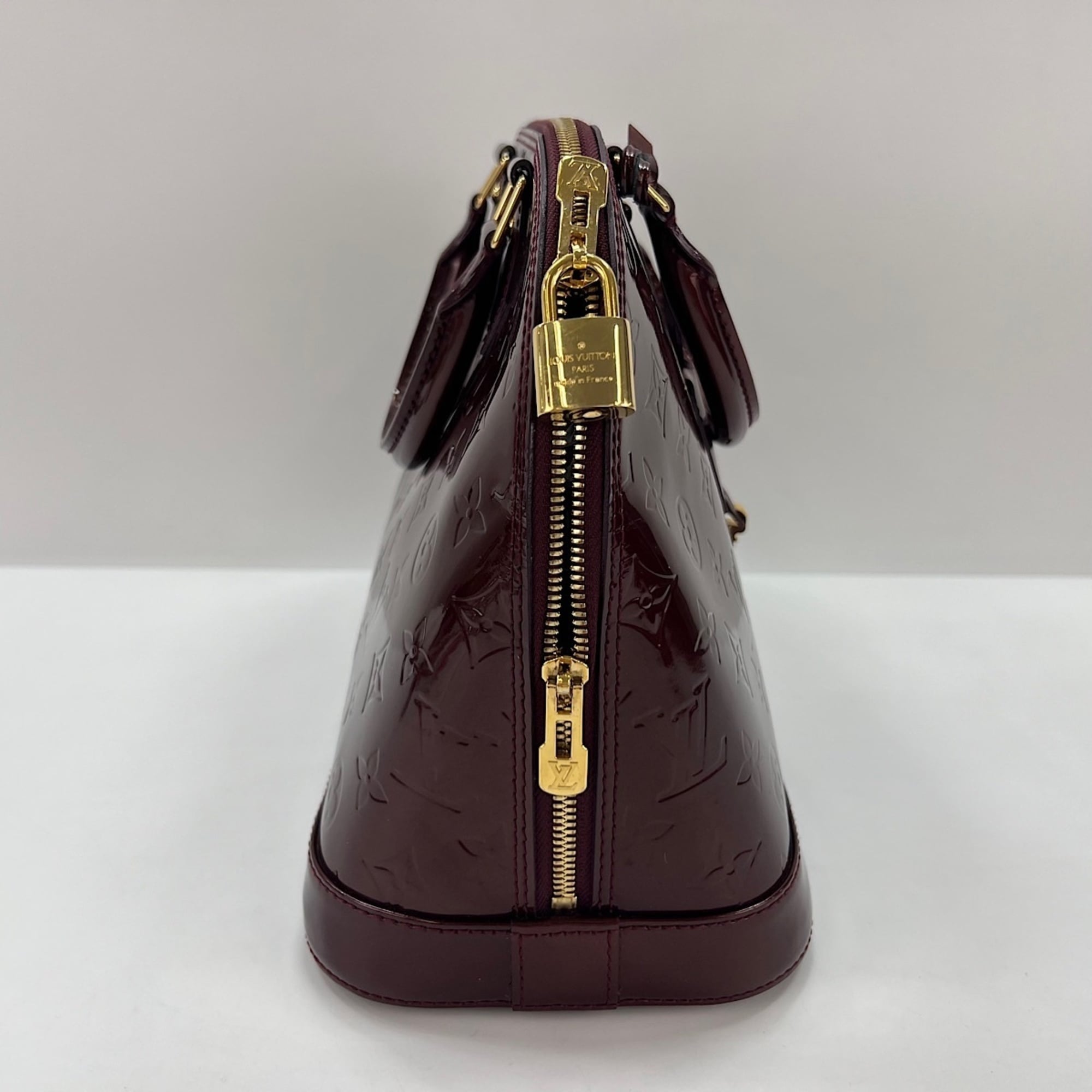 Louis Vuitton Monogram Vernis Red Color Handbag (Pre-Owned)
