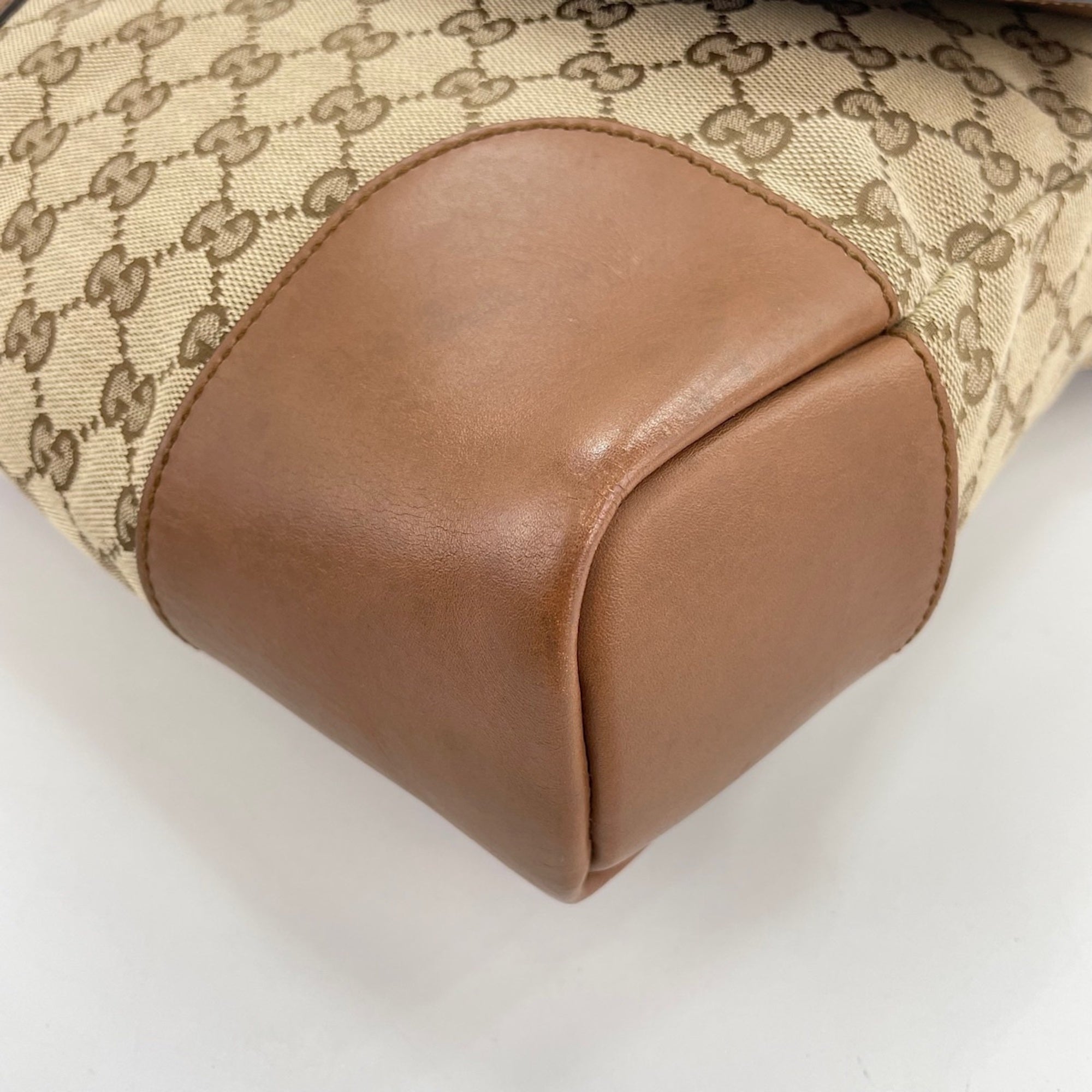 Gucci Brown Shoulder Bag (Pre-Owned)