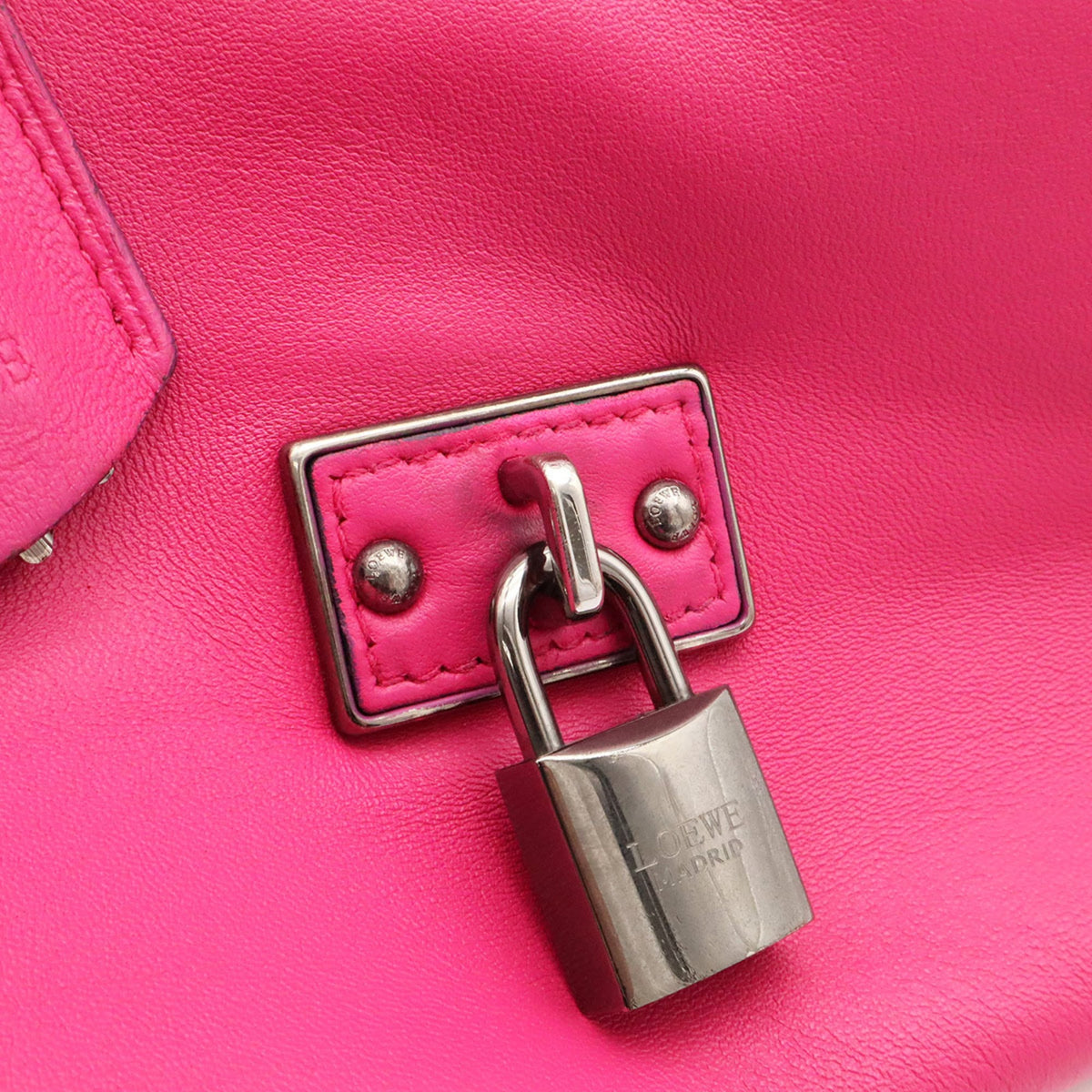 Loewe Pink Nappa Leather Handbag (Pre-Owned)