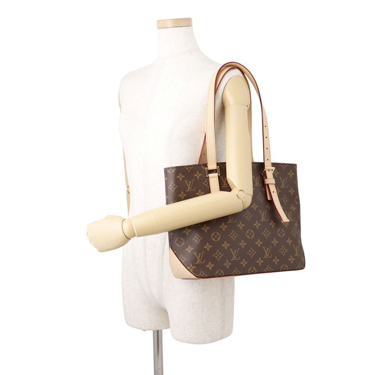 Louis Vuitton Beige Monogram Tote Bag (Pre-Owned)